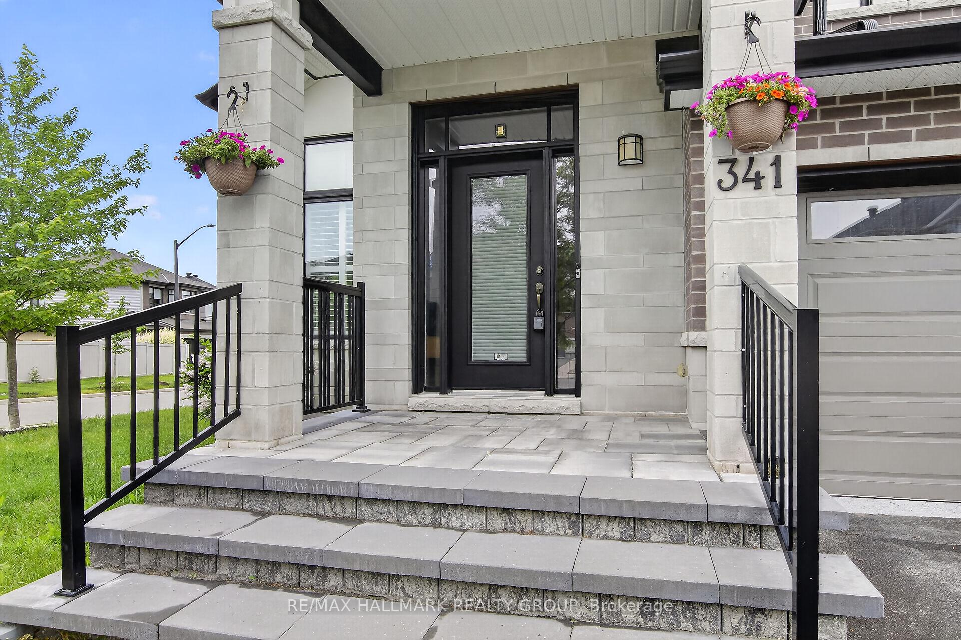Photo 4 of 341 Serenade Crescent, Ottawa, Riverside South/Gloucester Glen — HOMEH