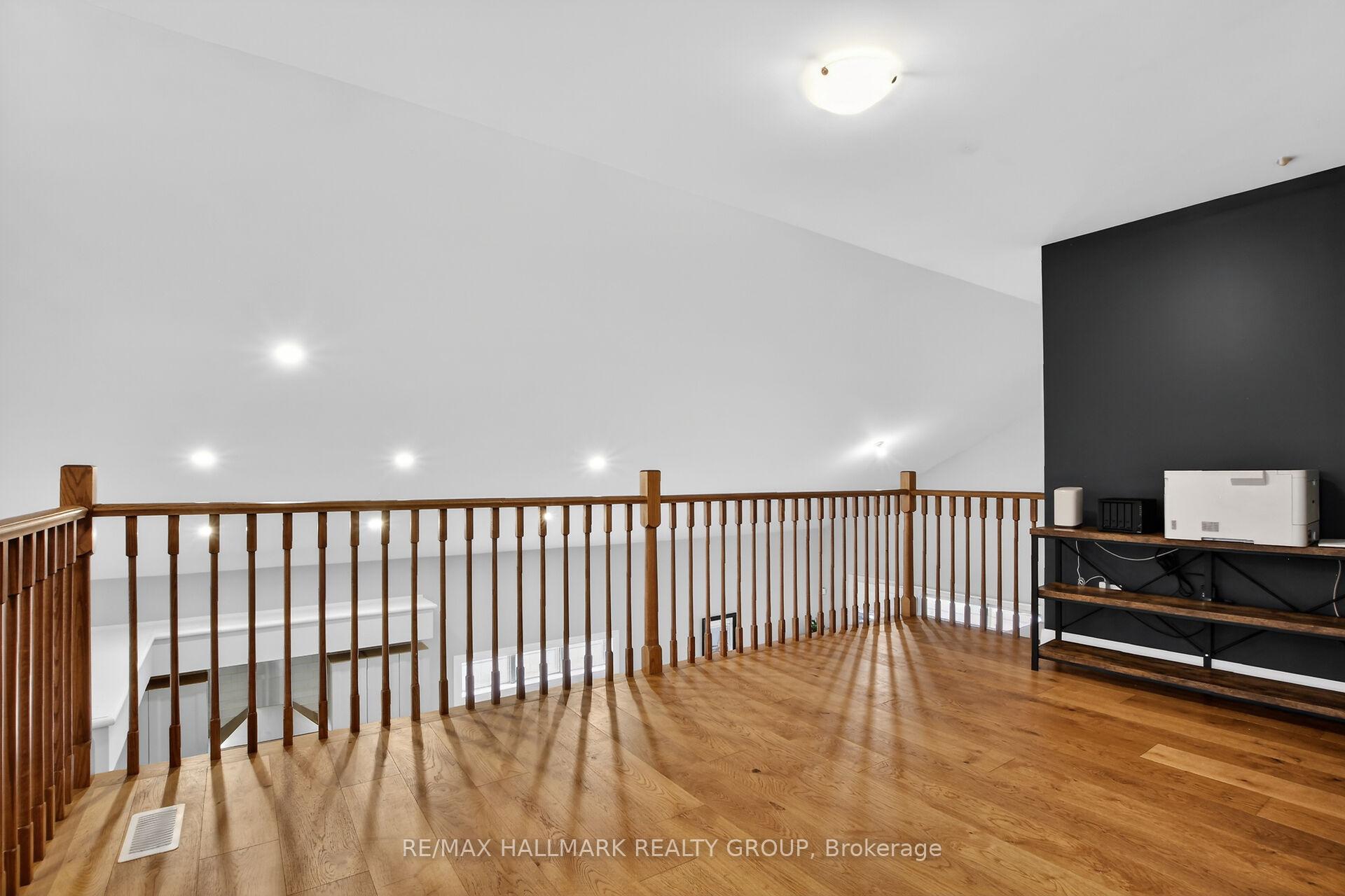 Photo 19 of 341 Serenade Crescent, Ottawa, Riverside South/Gloucester Glen — HOMEH
