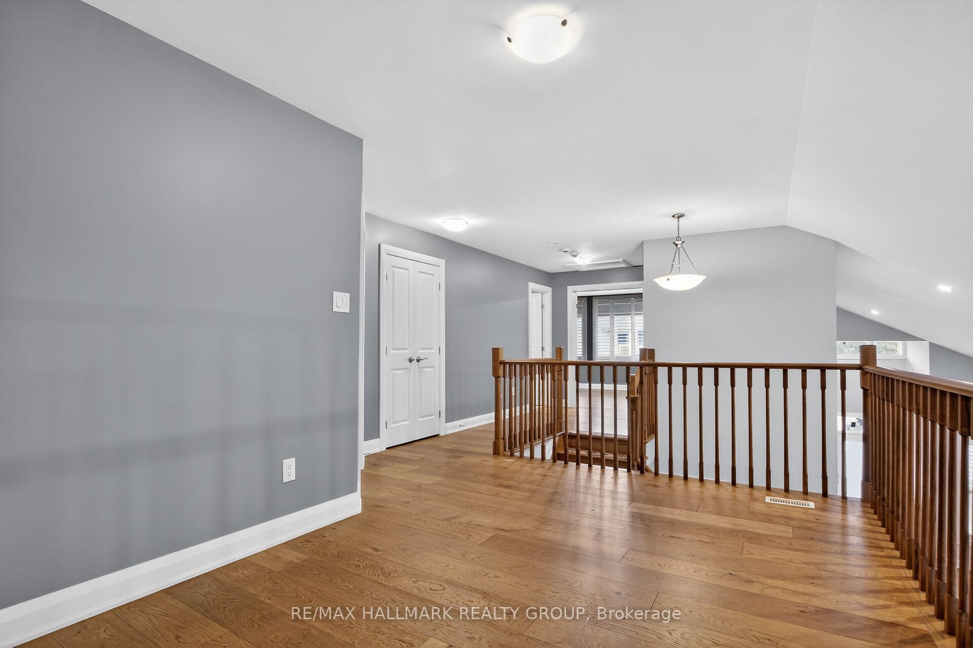 Photo 20 of 341 Serenade Crescent, Ottawa, Riverside South/Gloucester Glen — HOMEH