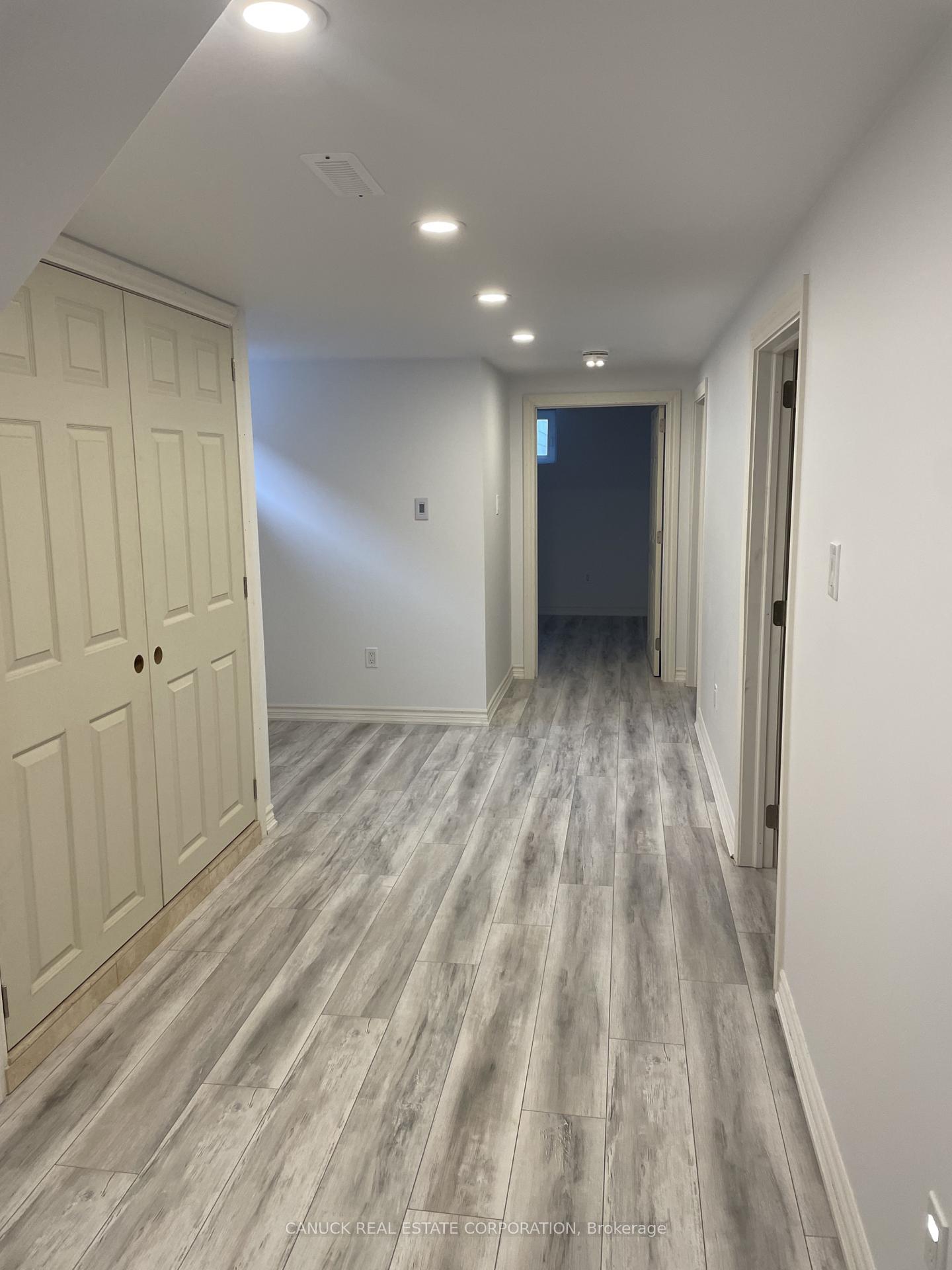 Photo 5 of Unit Lower Unit, 11 Navenby Crescent, North York, Humber Summit — HOMEH