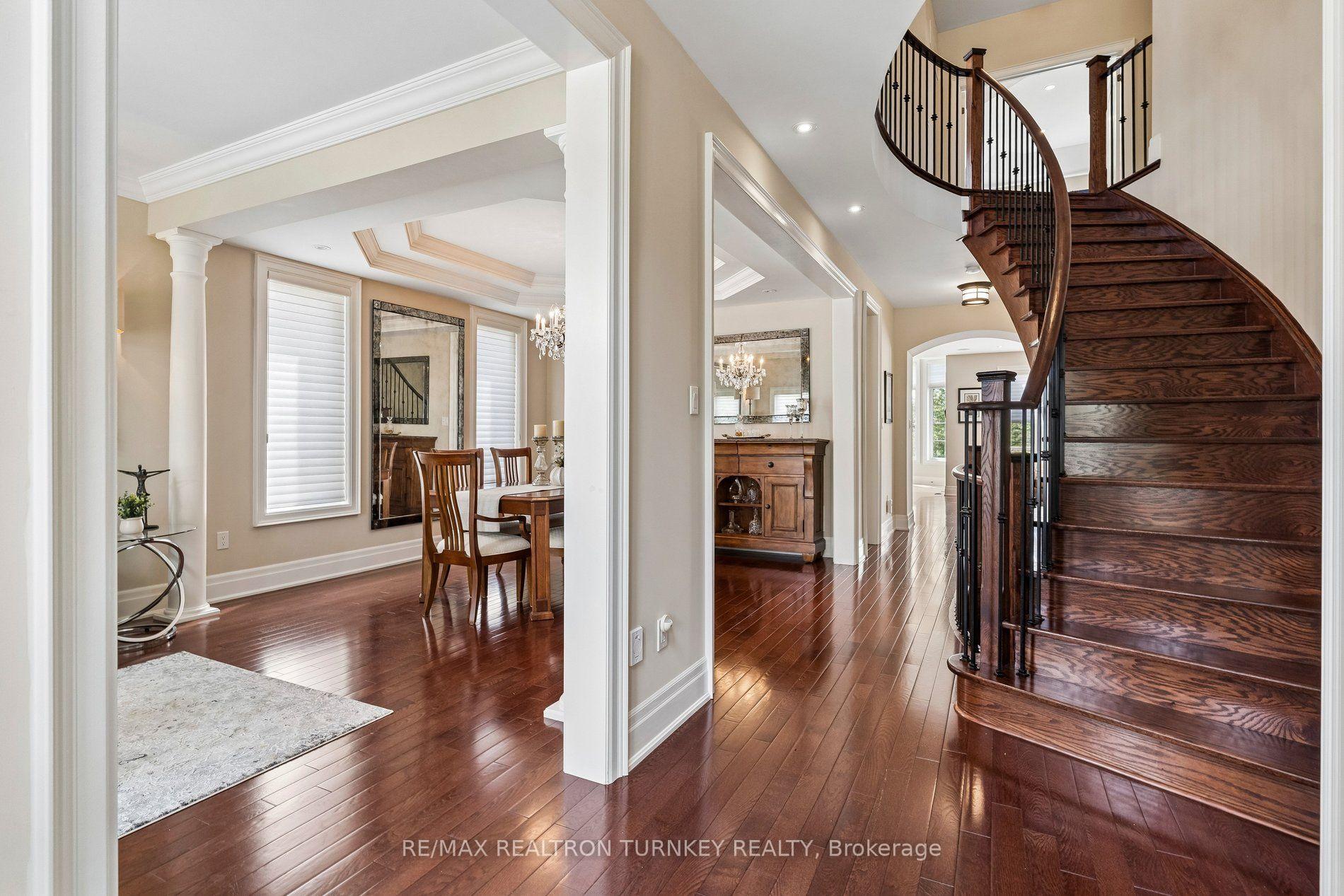 Photo 8 of 76 Vines Place, Aurora, Bayview Southeast — HOMEH