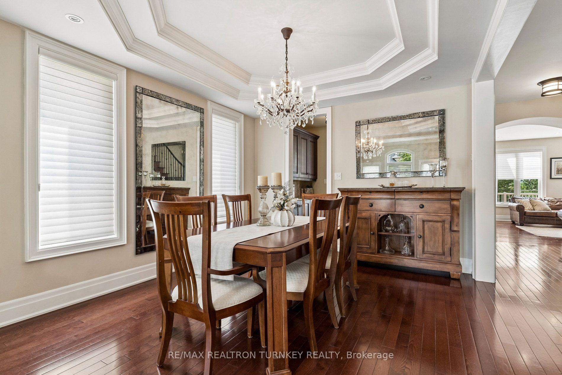 Photo 18 of 76 Vines Place, Aurora, Bayview Southeast — HOMEH