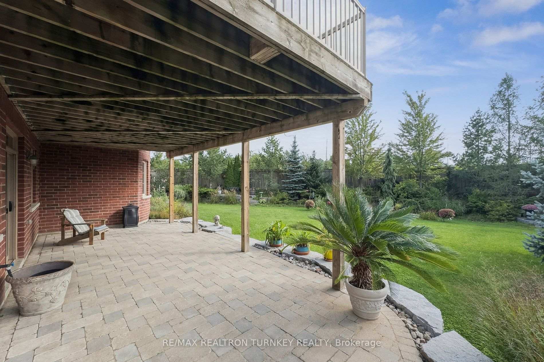 Photo 35 of 76 Vines Place, Aurora, Bayview Southeast — HOMEH
