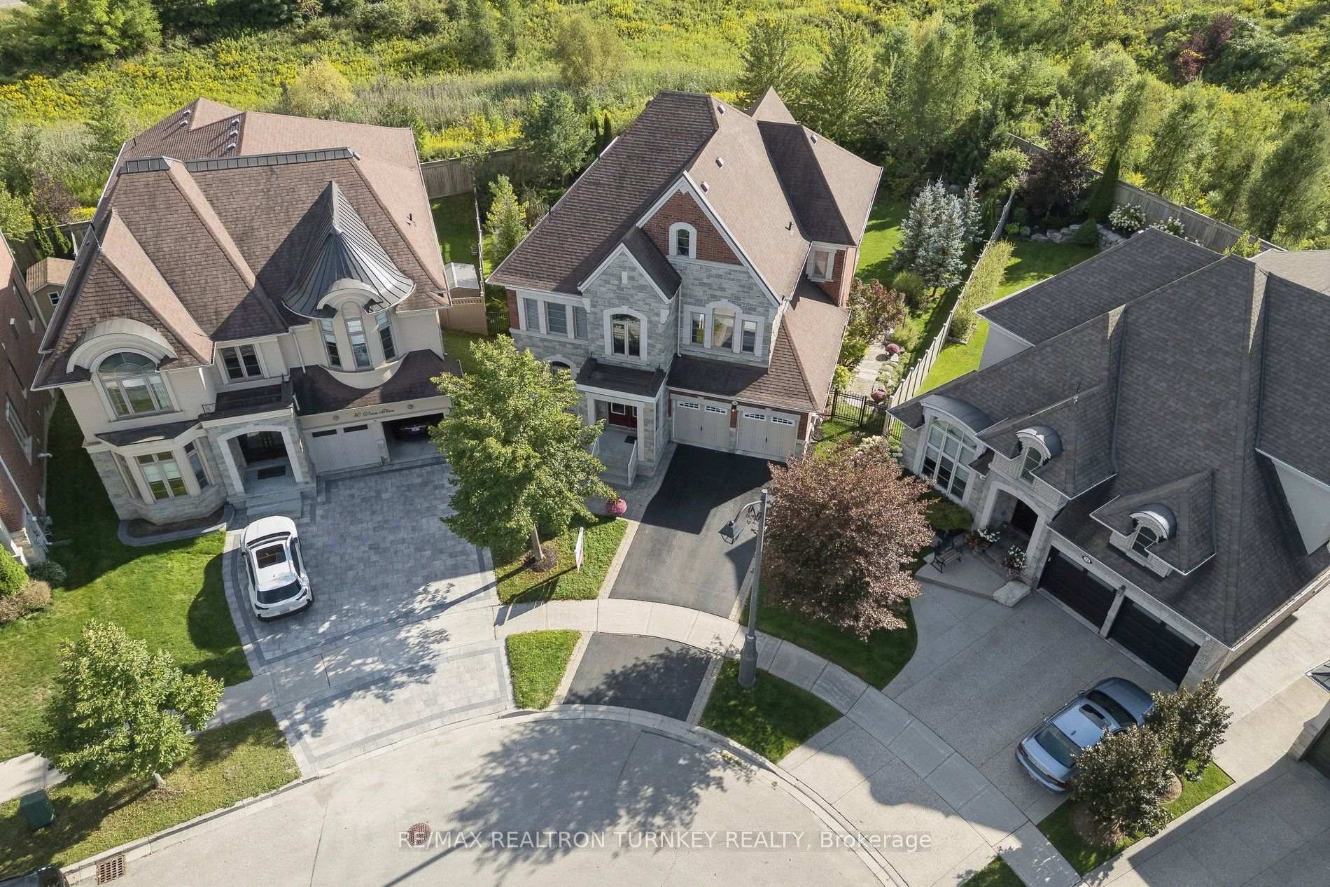 Photo 38 of 76 Vines Place, Aurora, Bayview Southeast — HOMEH