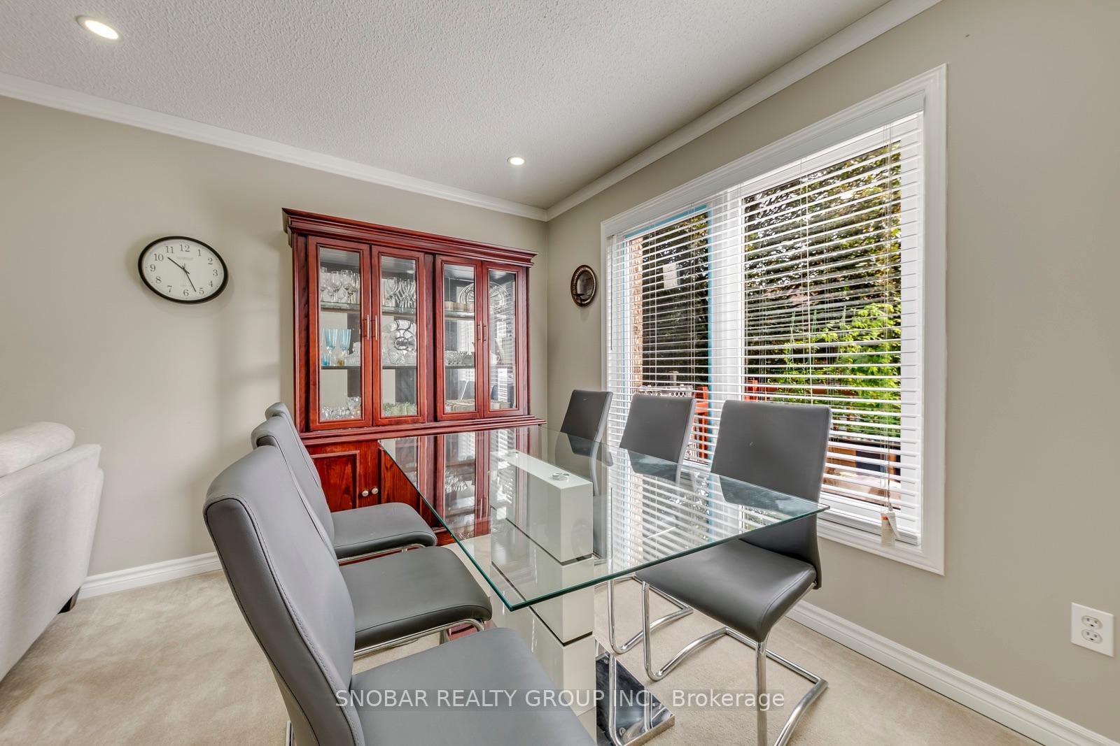 Photo 5 of 99 Bighorn Crescent, Brampton, Sandringham-Wellington — HOMEH