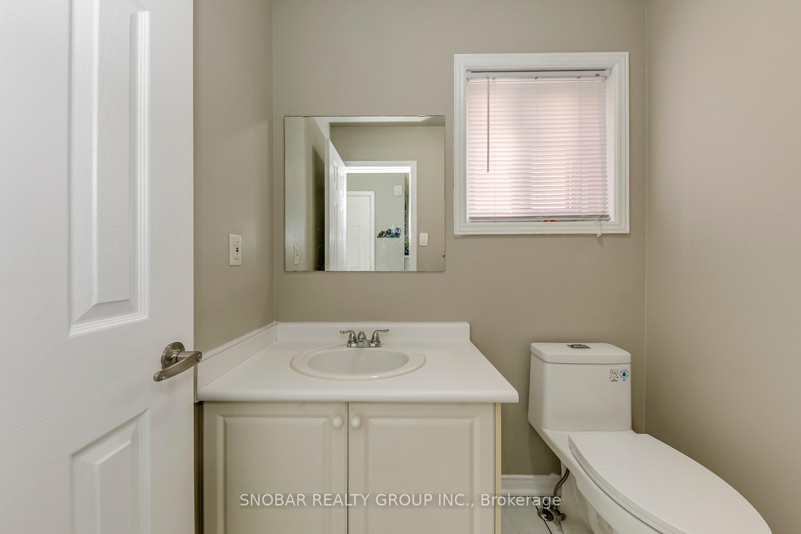 Photo 10 of 99 Bighorn Crescent, Brampton, Sandringham-Wellington — HOMEH