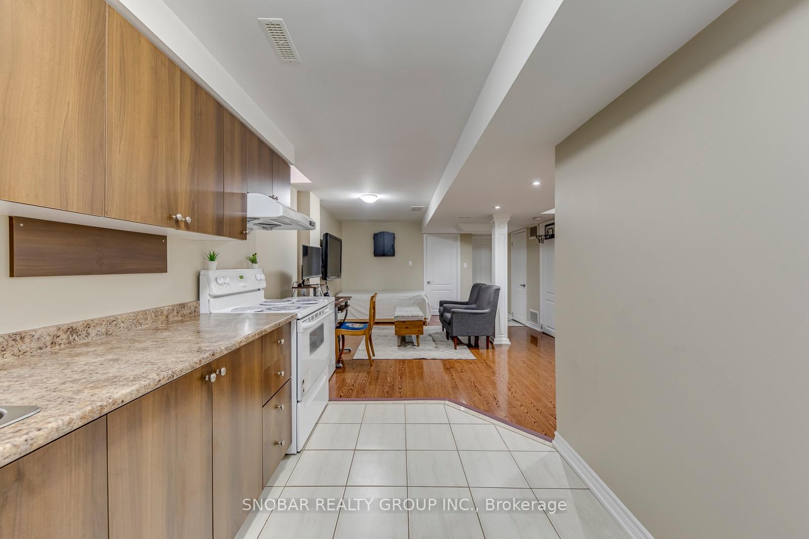 Photo 21 of 99 Bighorn Crescent, Brampton, Sandringham-Wellington — HOMEH
