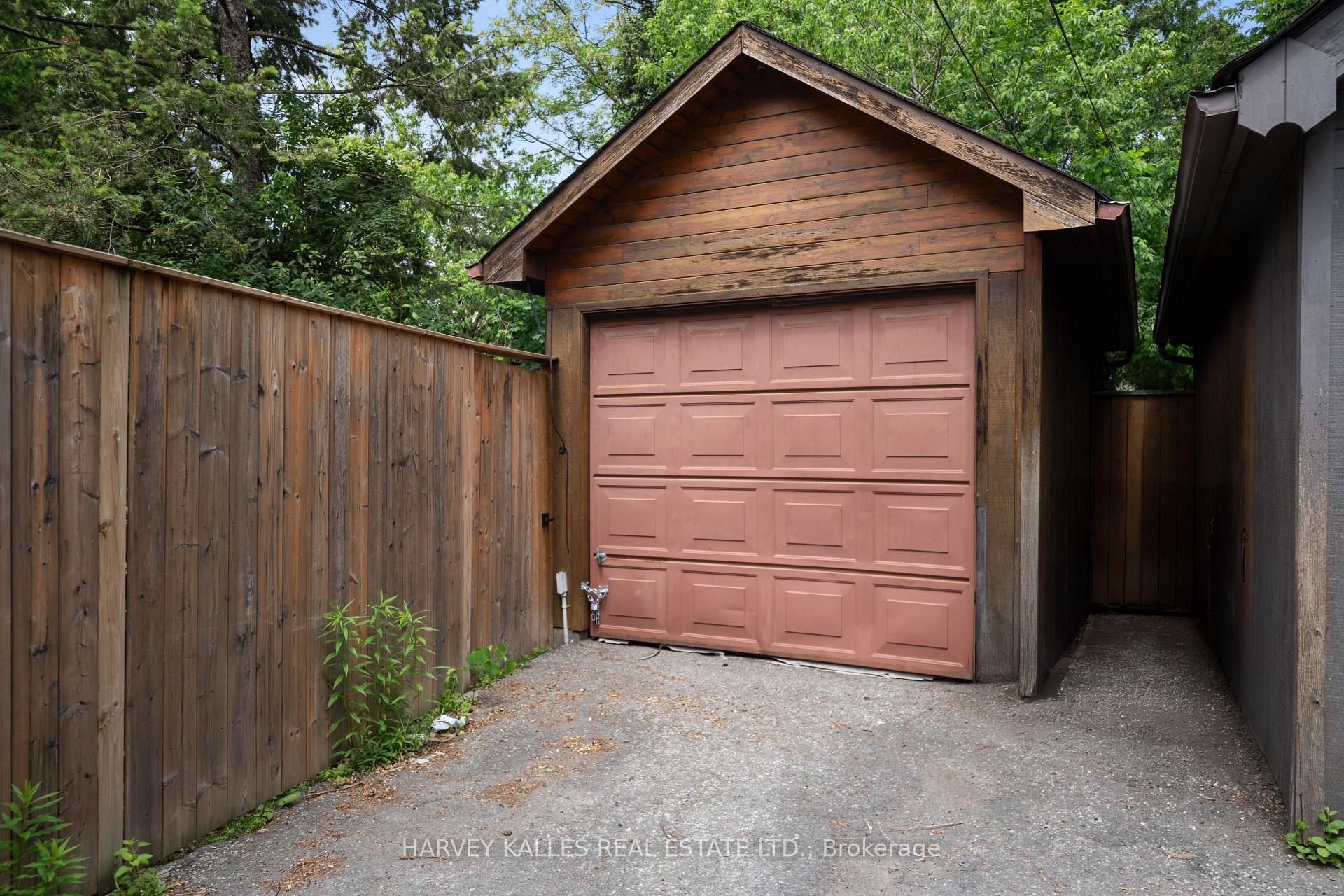 Photo 9 of 98 Roselawn Avenue, Toronto, Yonge-Eglinton — HOMEH