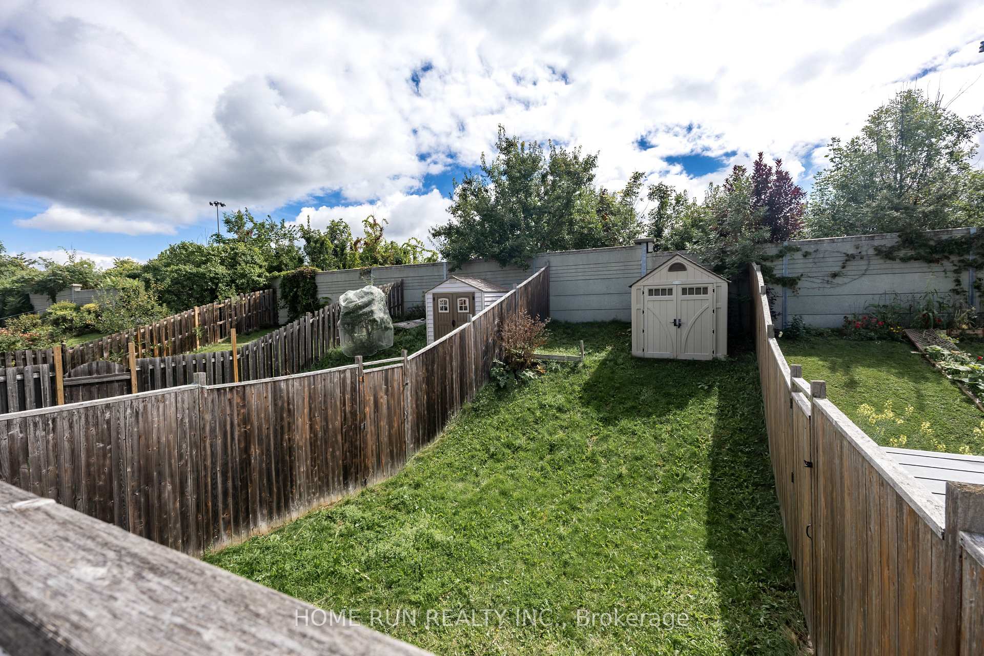 Photo 3 of 89 Gray Crescent, Ottawa, Kanata - Beaverbrook — HOMEH