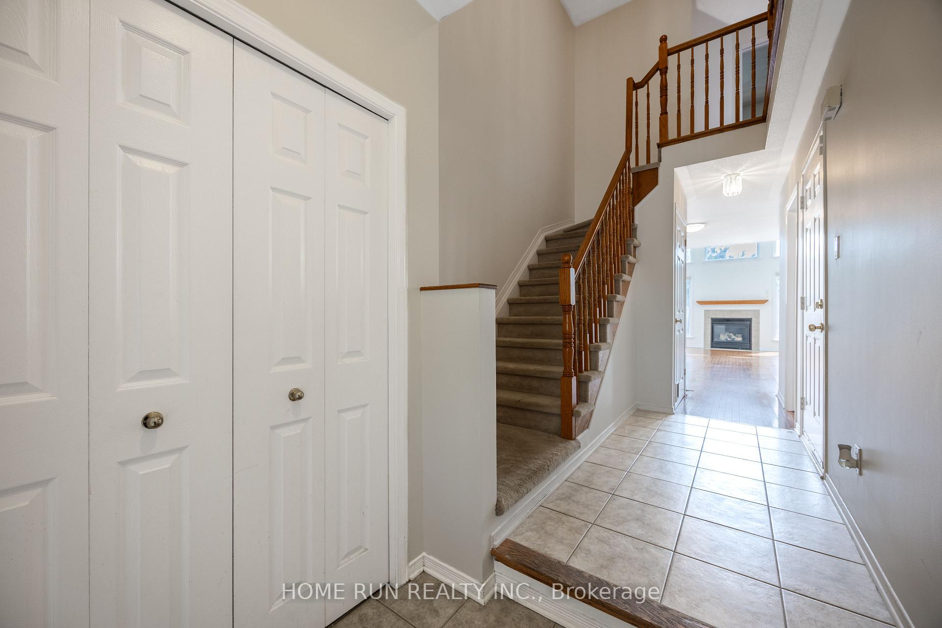 Photo 8 of 89 Gray Crescent, Ottawa, Kanata - Beaverbrook — HOMEH