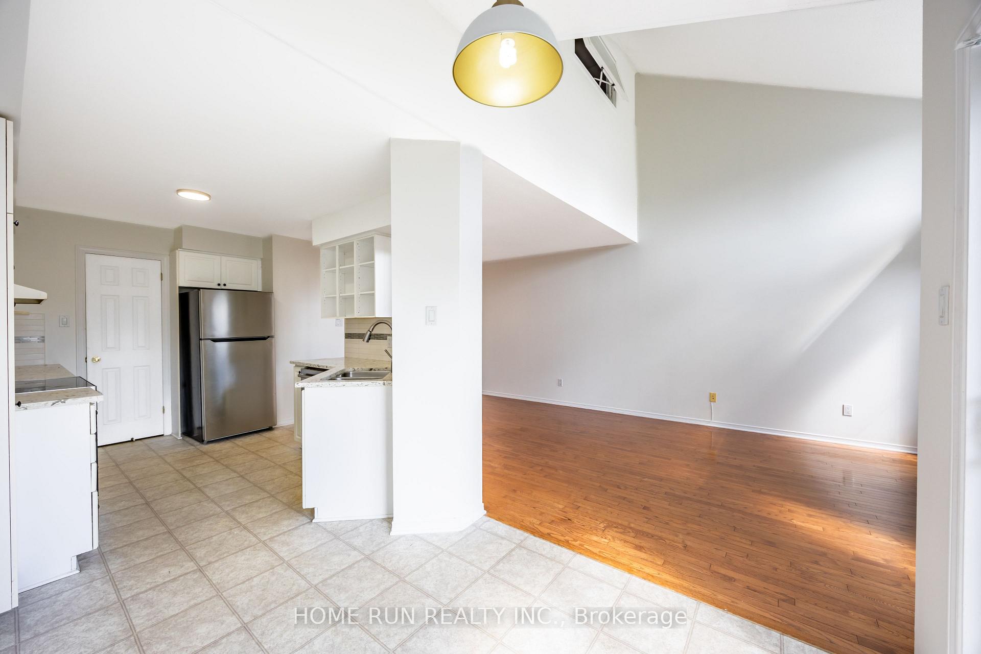 Photo 16 of 89 Gray Crescent, Ottawa, Kanata - Beaverbrook — HOMEH