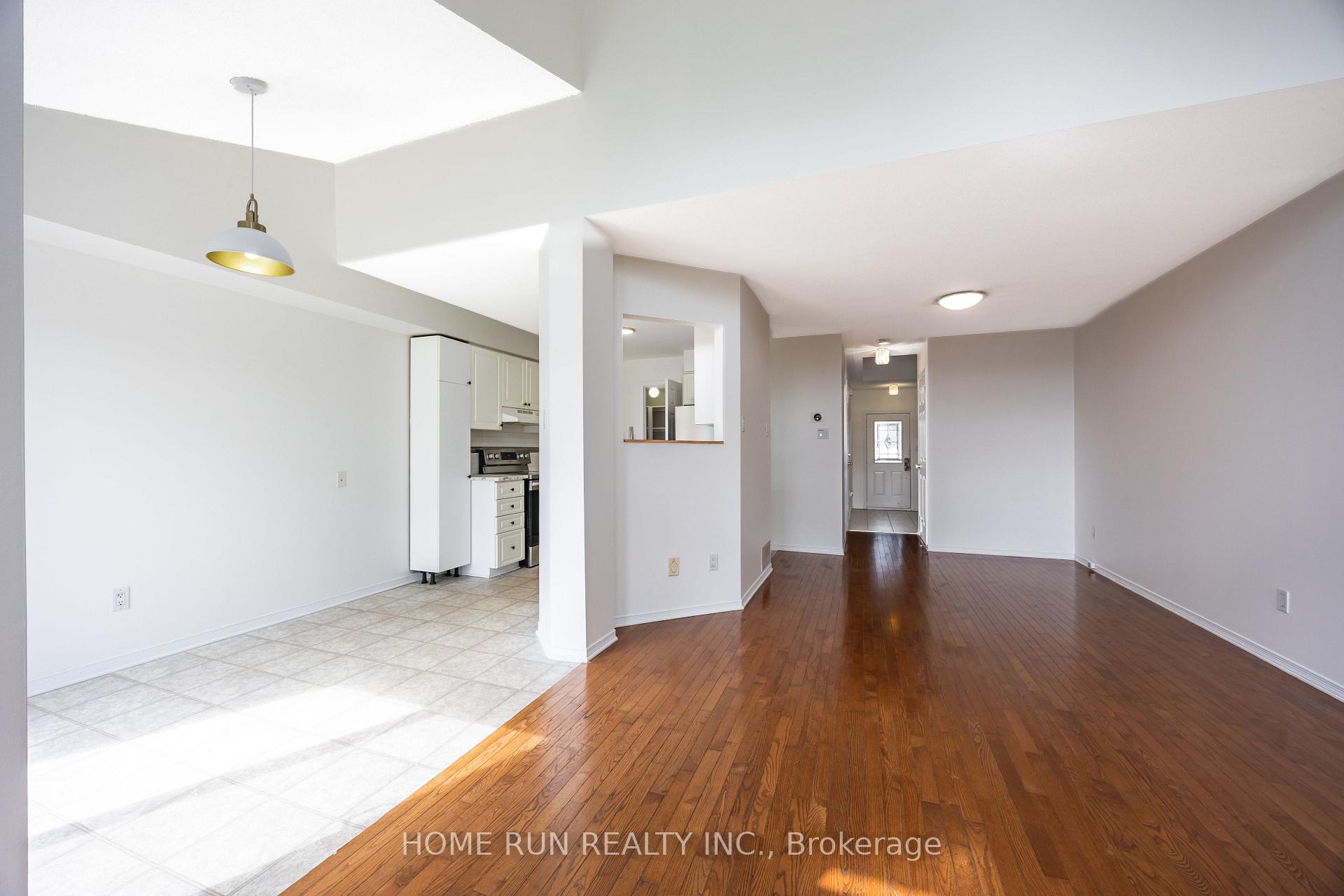 Photo 17 of 89 Gray Crescent, Ottawa, Kanata - Beaverbrook — HOMEH