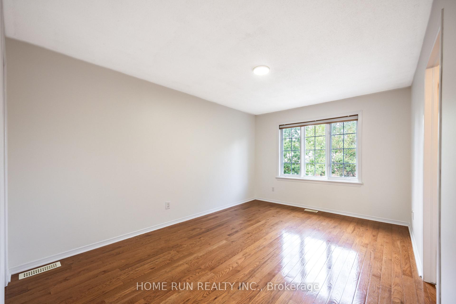 Photo 21 of 89 Gray Crescent, Ottawa, Kanata - Beaverbrook — HOMEH