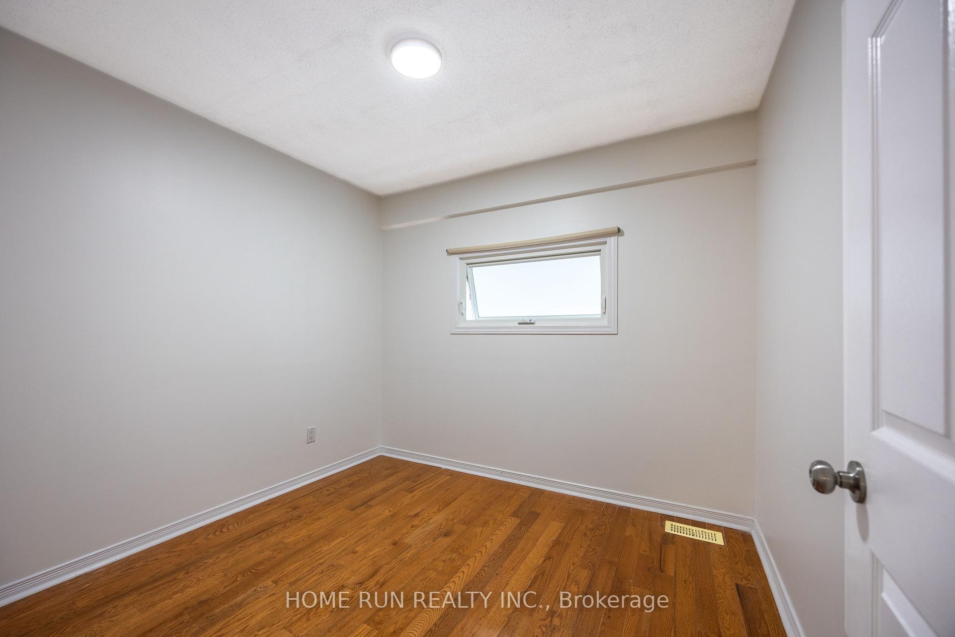 Photo 27 of 89 Gray Crescent, Ottawa, Kanata - Beaverbrook — HOMEH