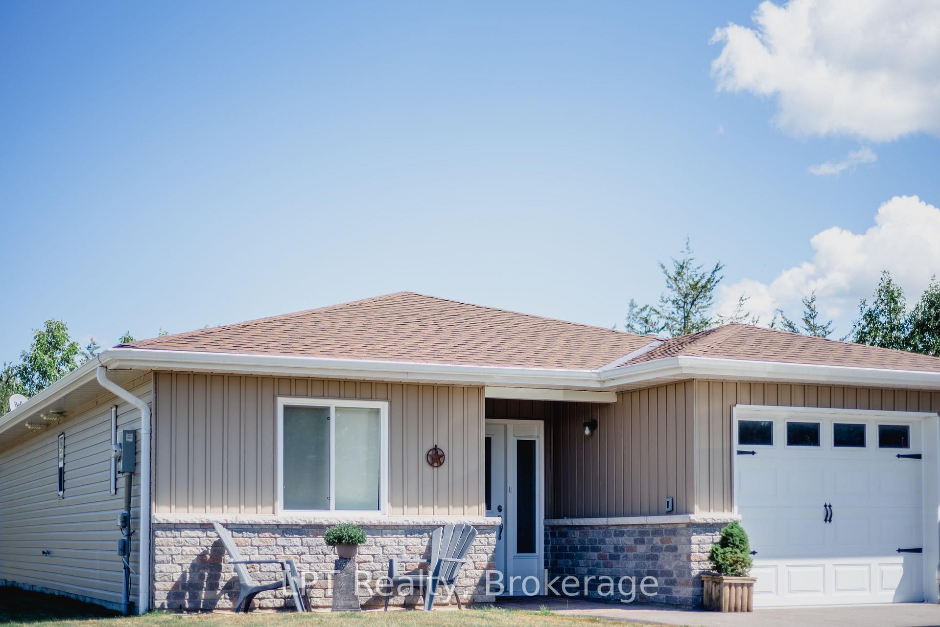 Photo of 290 Taft Road