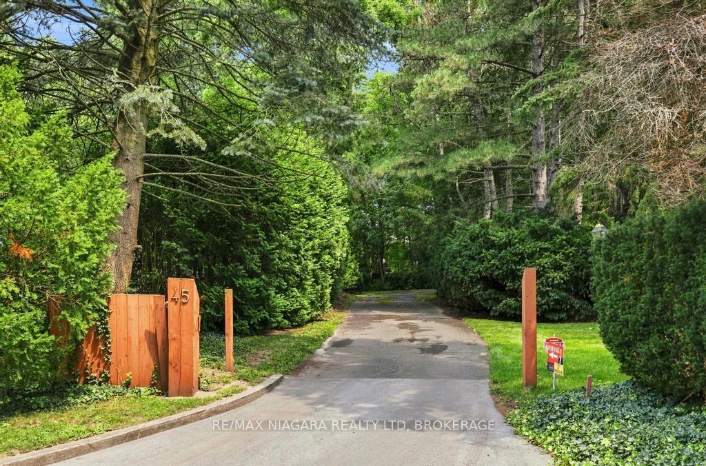 Photo 11 of 45 Port Master Drive, St. Catharines, Martindale Pond — HOMEH