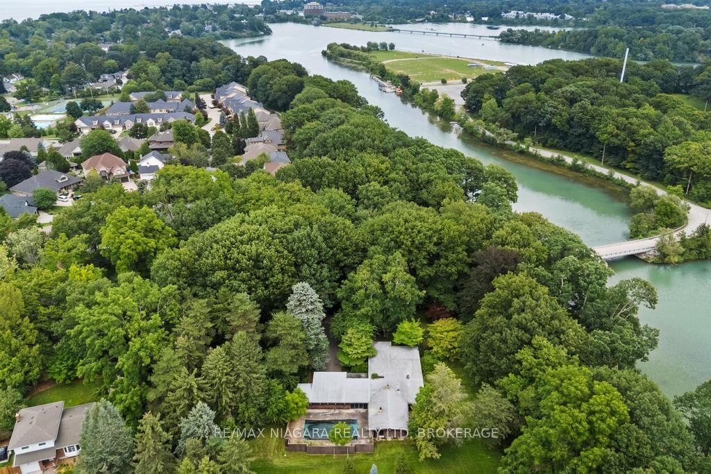 Photo 13 of 45 Port Master Drive, St. Catharines, Martindale Pond — HOMEH