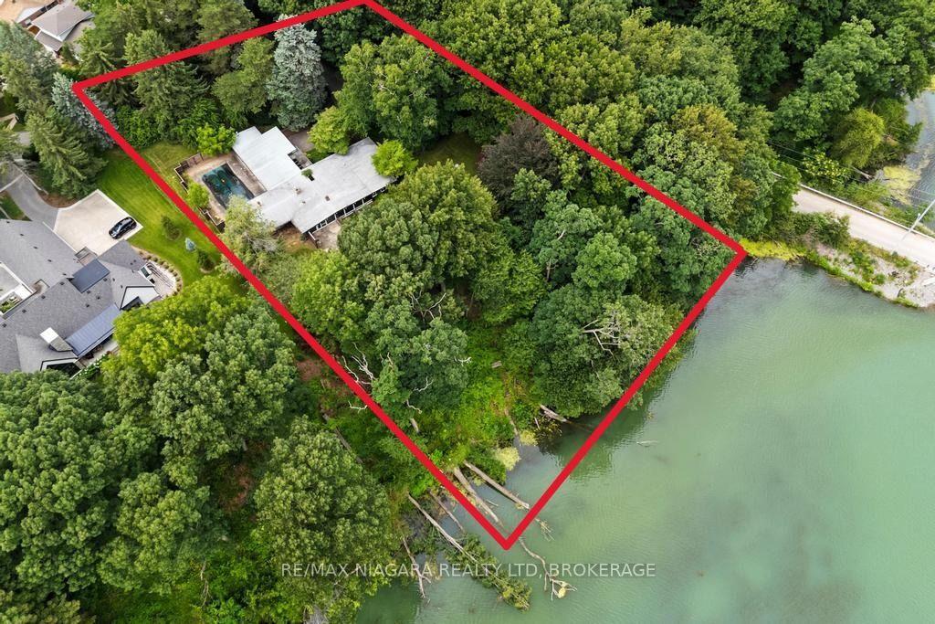 Photo 17 of 45 Port Master Drive, St. Catharines, Martindale Pond — HOMEH