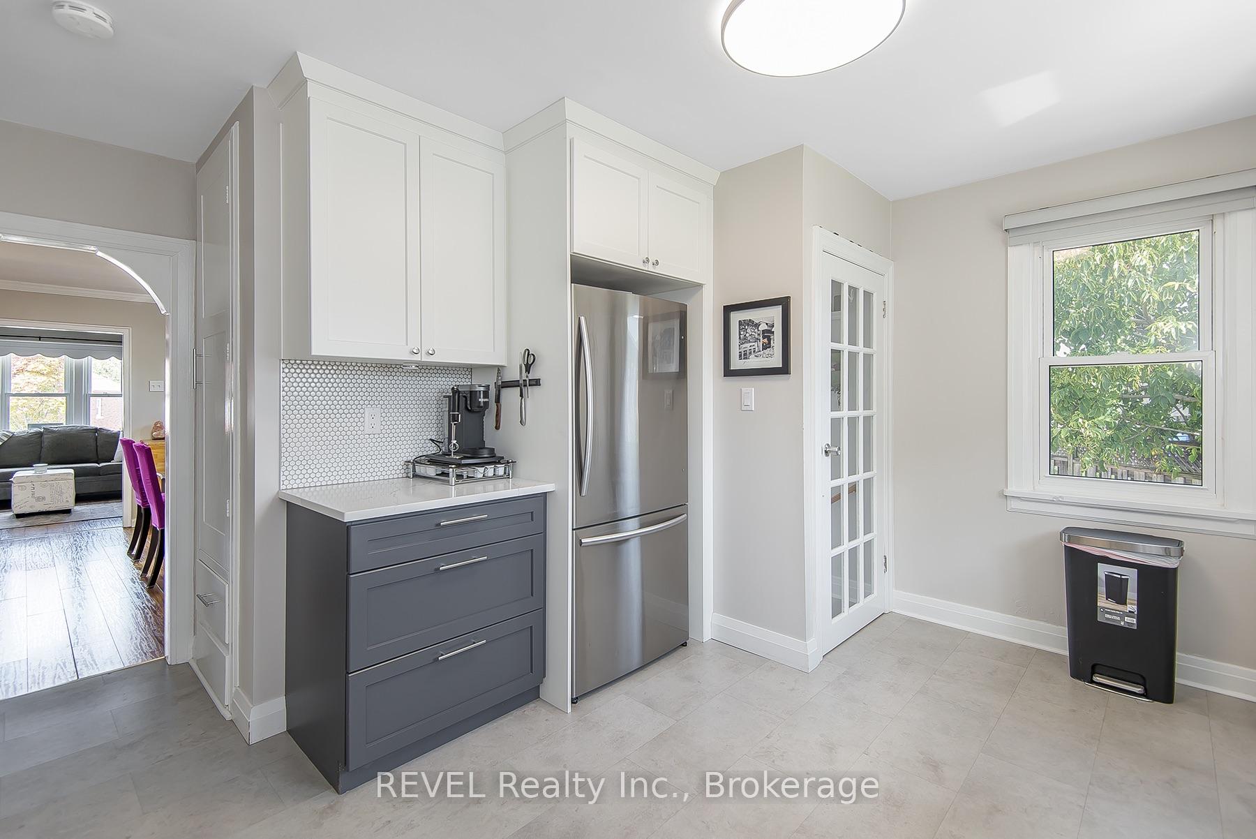 Photo 12 of 12 Garnet Street, St. Catharines, Facer — HOMEH