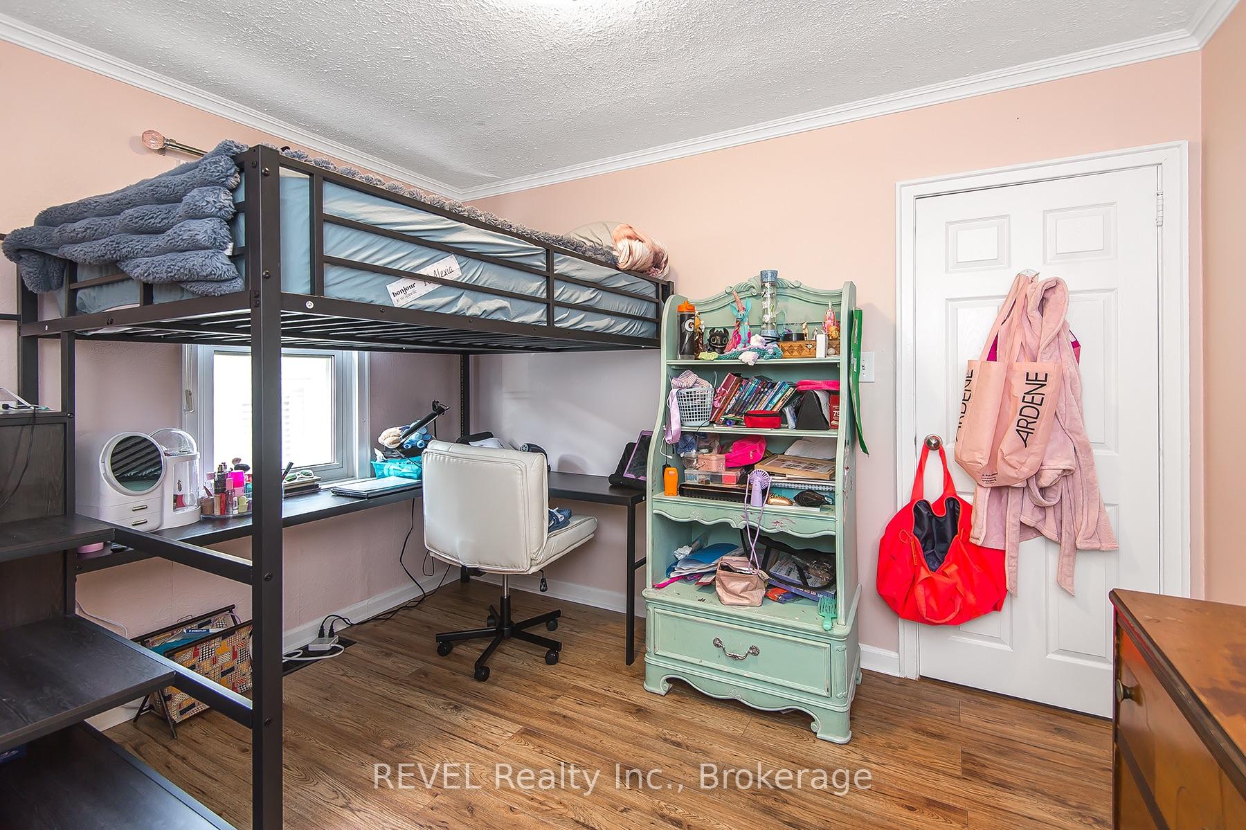 Photo 19 of 12 Garnet Street, St. Catharines, Facer — HOMEH