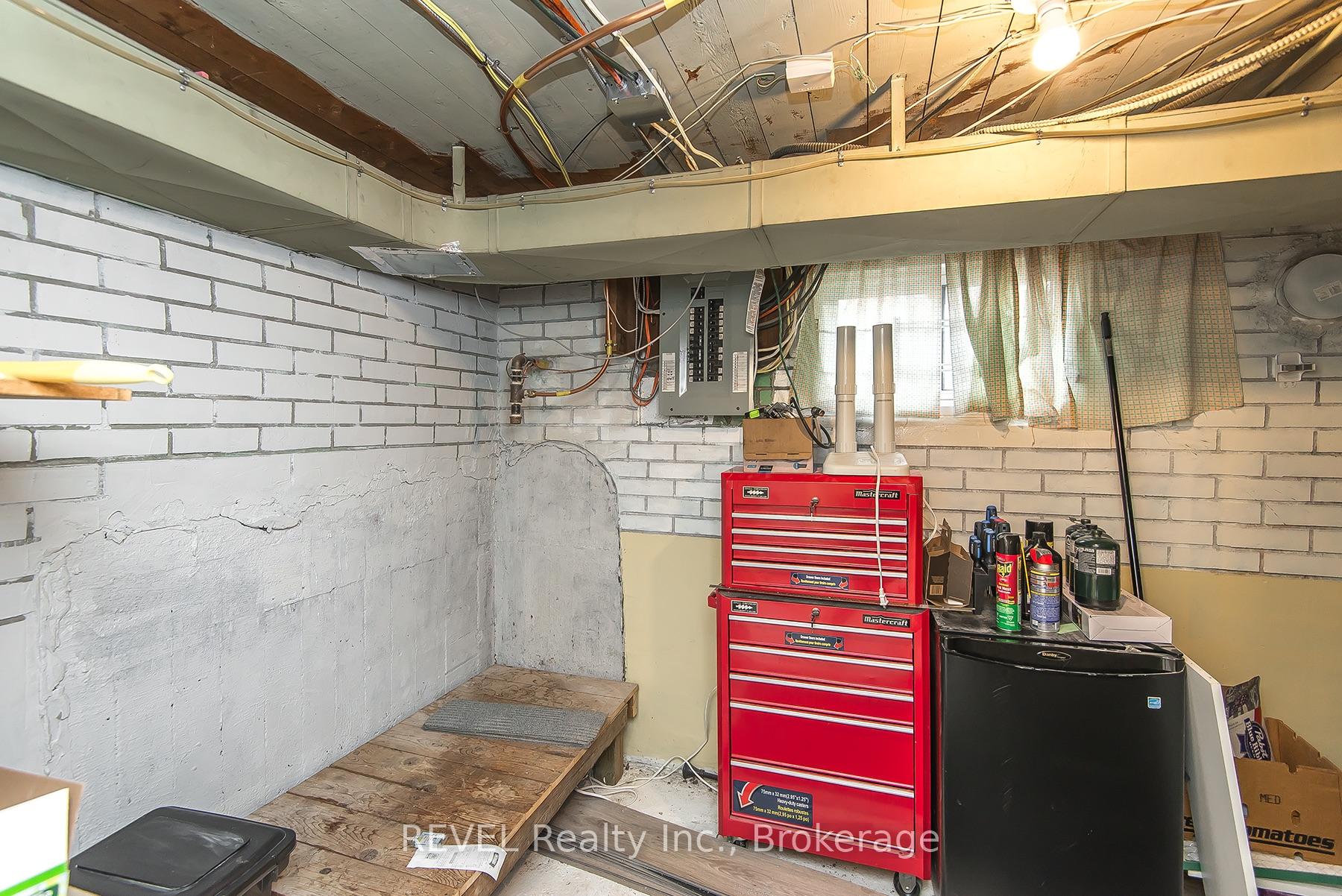 Photo 26 of 12 Garnet Street, St. Catharines, Facer — HOMEH