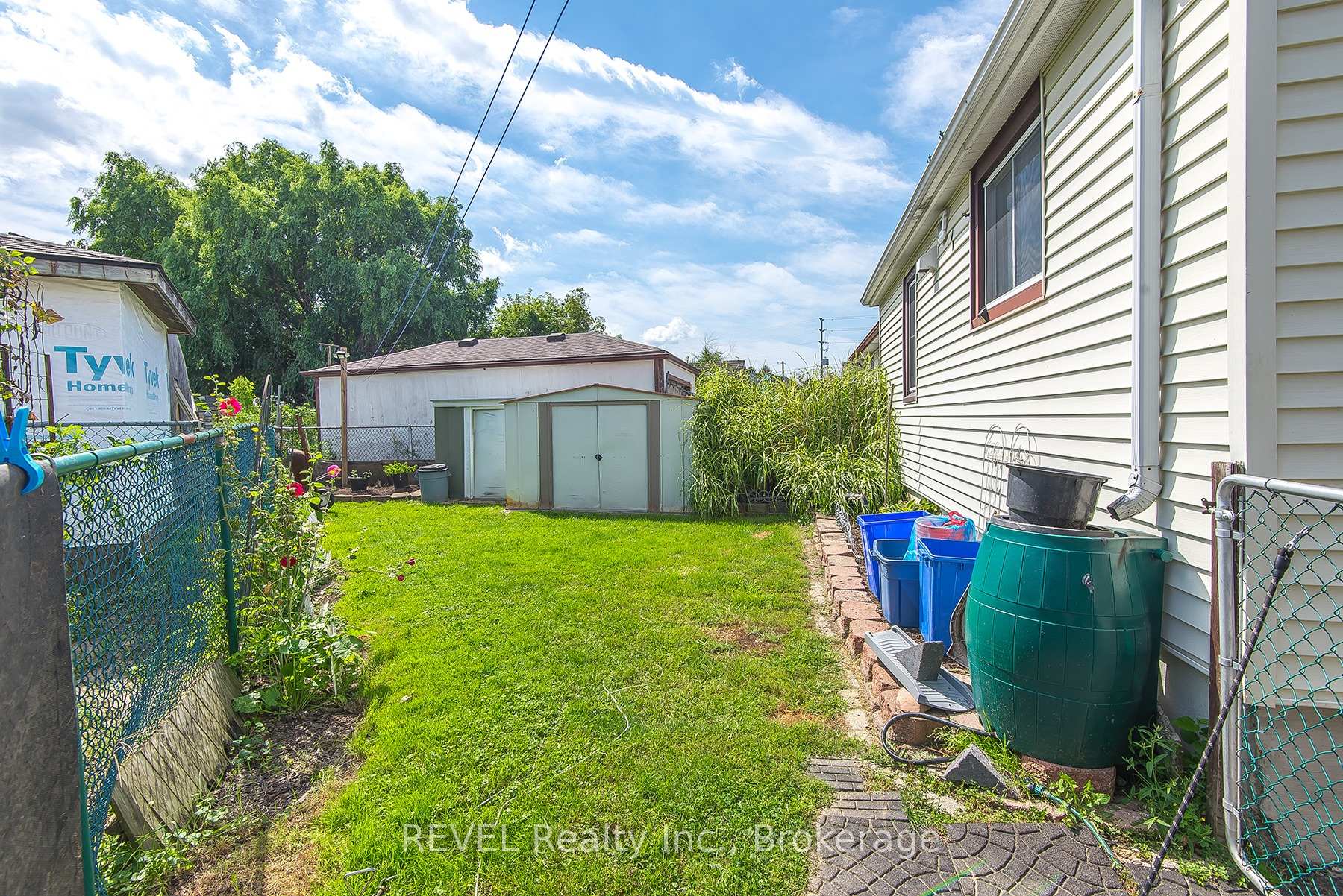Photo 27 of 12 Garnet Street, St. Catharines, Facer — HOMEH