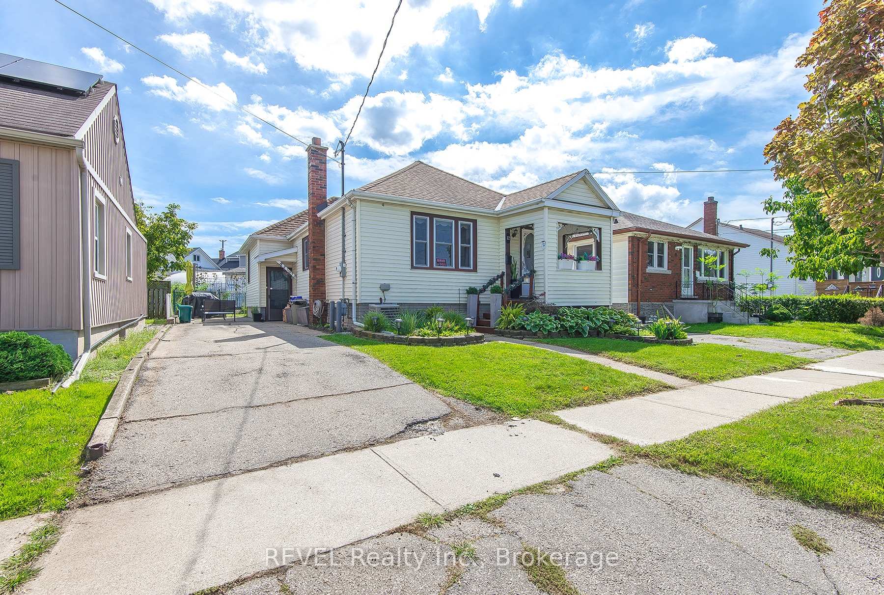Photo 31 of 12 Garnet Street, St. Catharines, Facer — HOMEH
