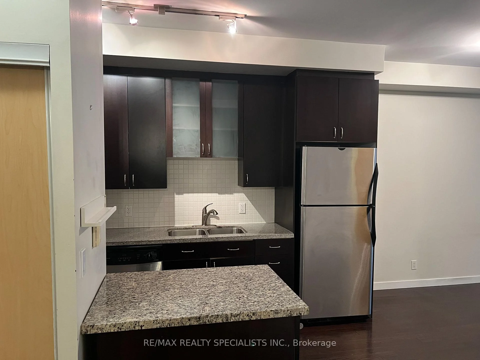Photo of Unit 715, 1 Shaw Street