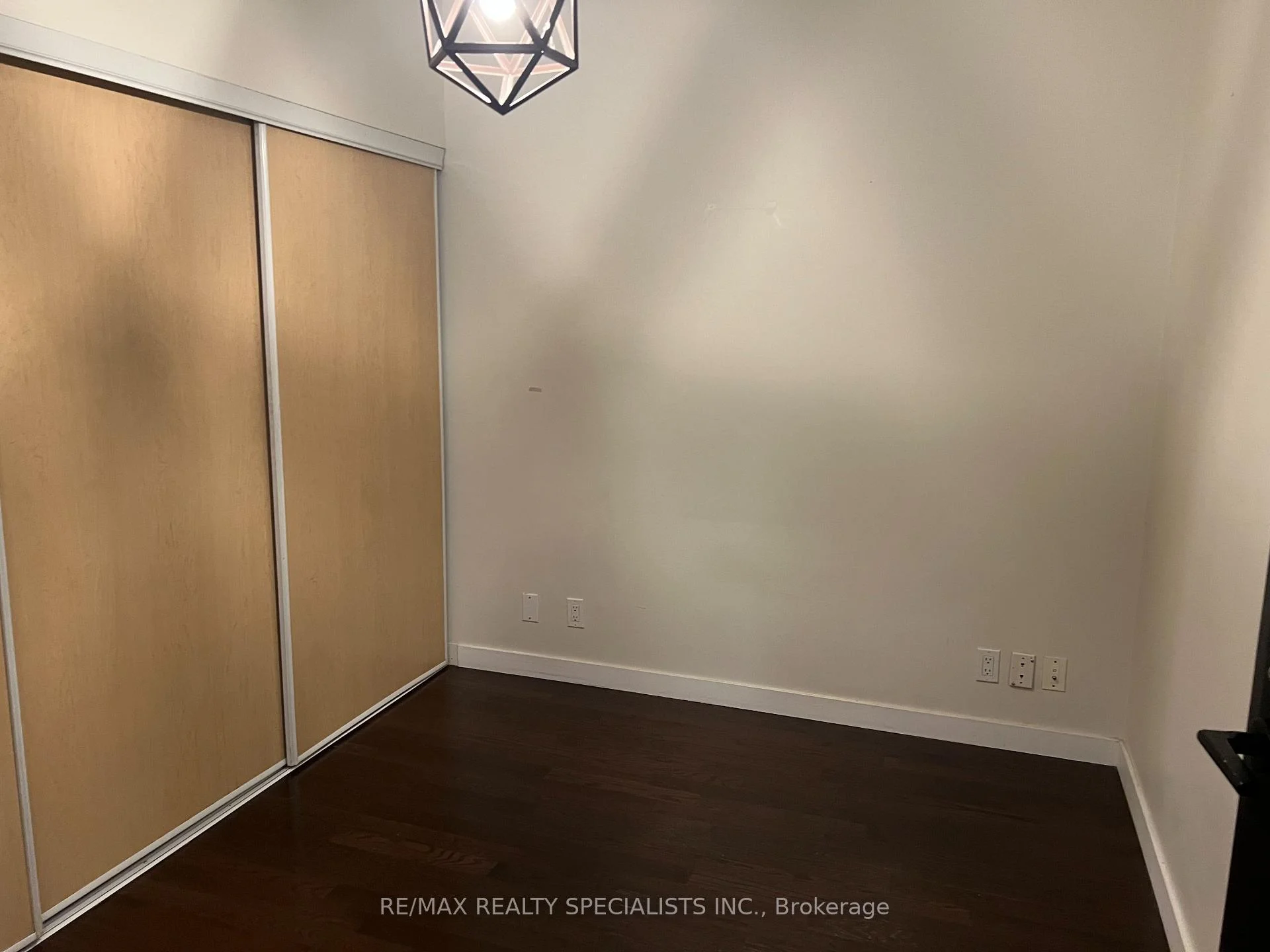 Photo 3 of Unit 715, 1 Shaw Street, Toronto, Niagara — HOMEH