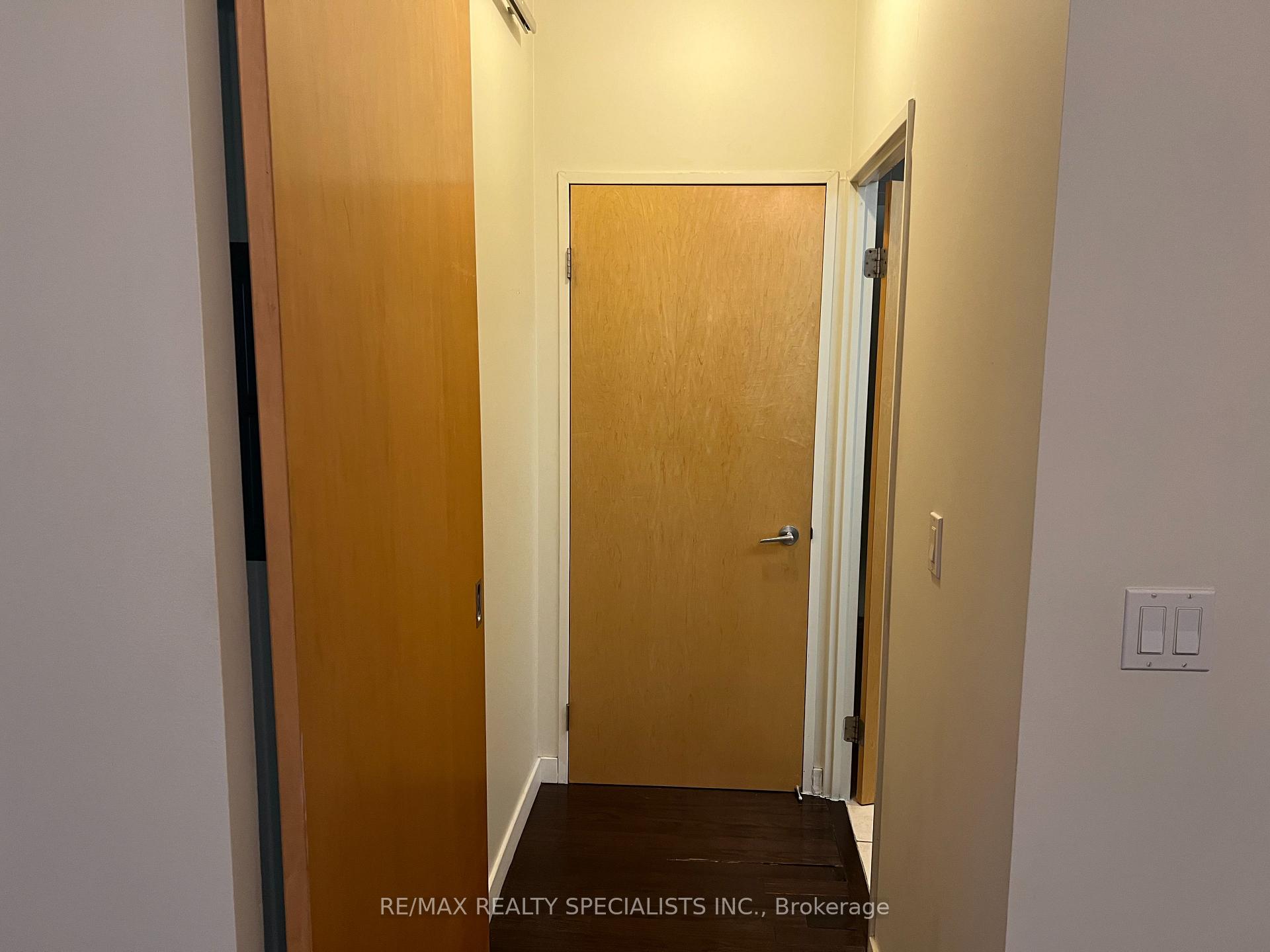 Photo of Unit 715, 1 Shaw Street