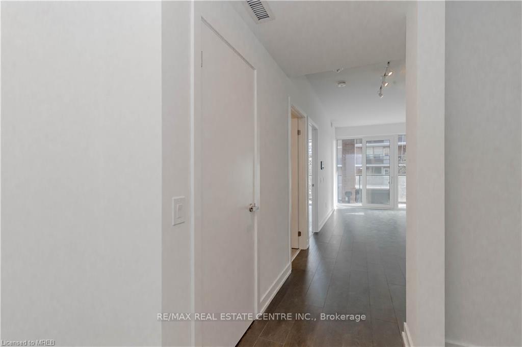Photo 6 of Unit 310, 28 Ann Street, Mississauga, Port Credit — HOMEH