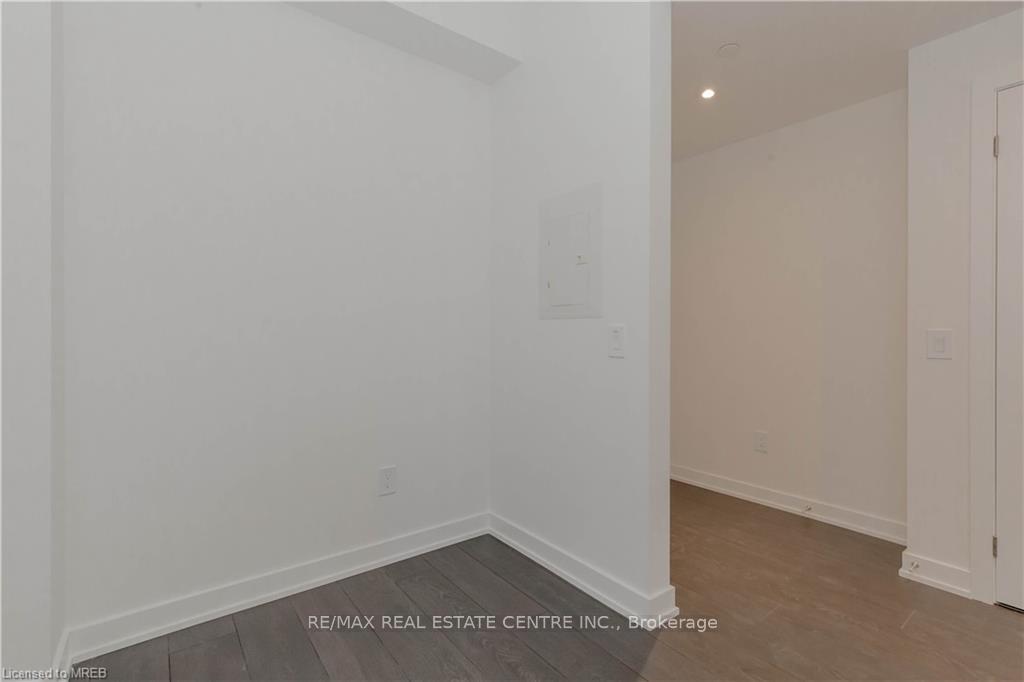 Photo 9 of Unit 310, 28 Ann Street, Mississauga, Port Credit — HOMEH