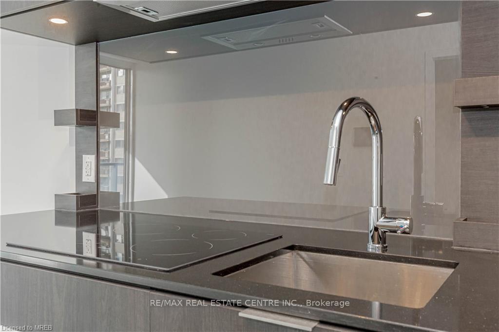 Photo 17 of Unit 310, 28 Ann Street, Mississauga, Port Credit — HOMEH