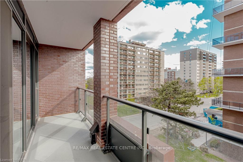 Photo 33 of Unit 310, 28 Ann Street, Mississauga, Port Credit — HOMEH