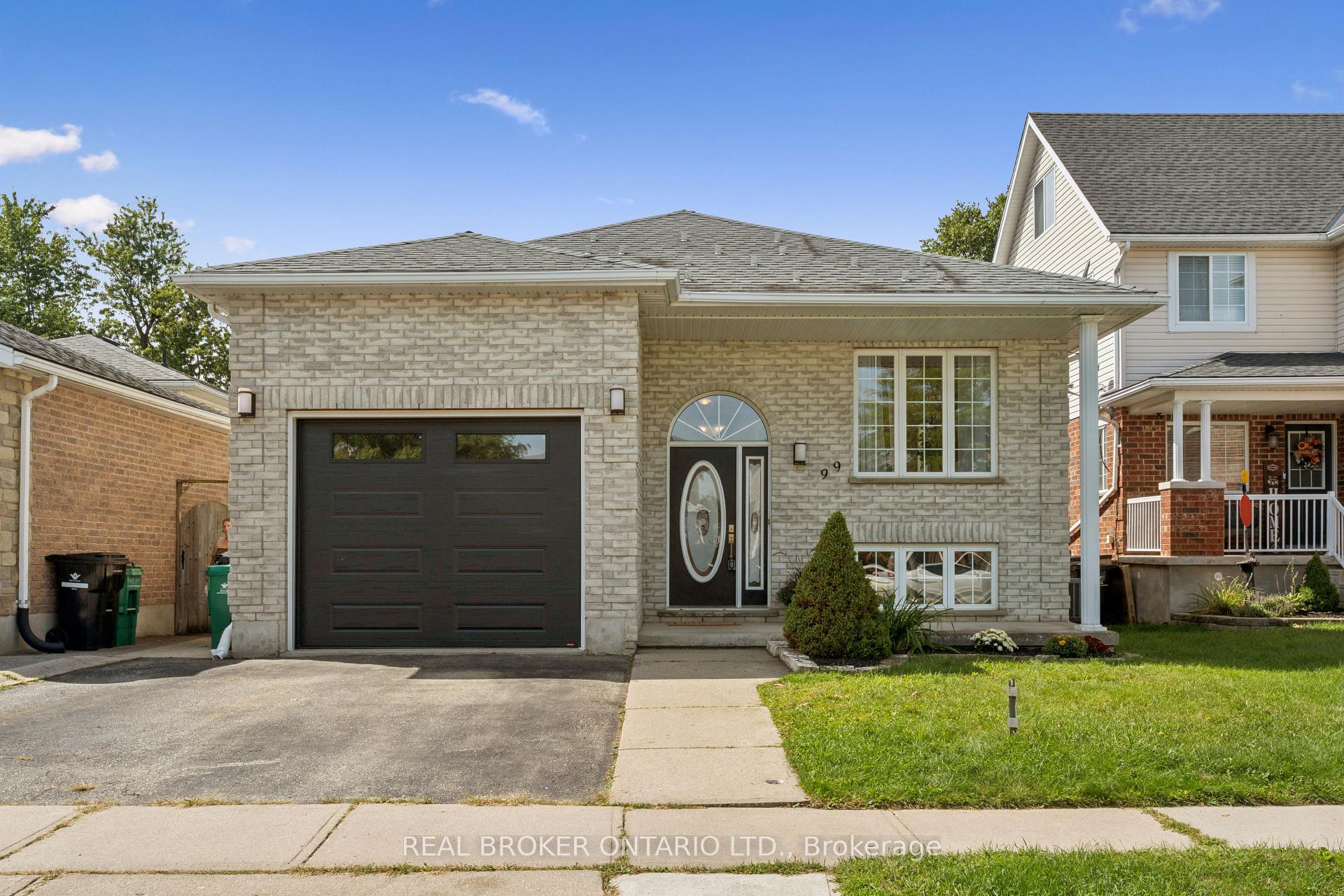Photo 2 of 99 Langlaw Drive, Cambridge, Christopher-Champlain — HOMEH