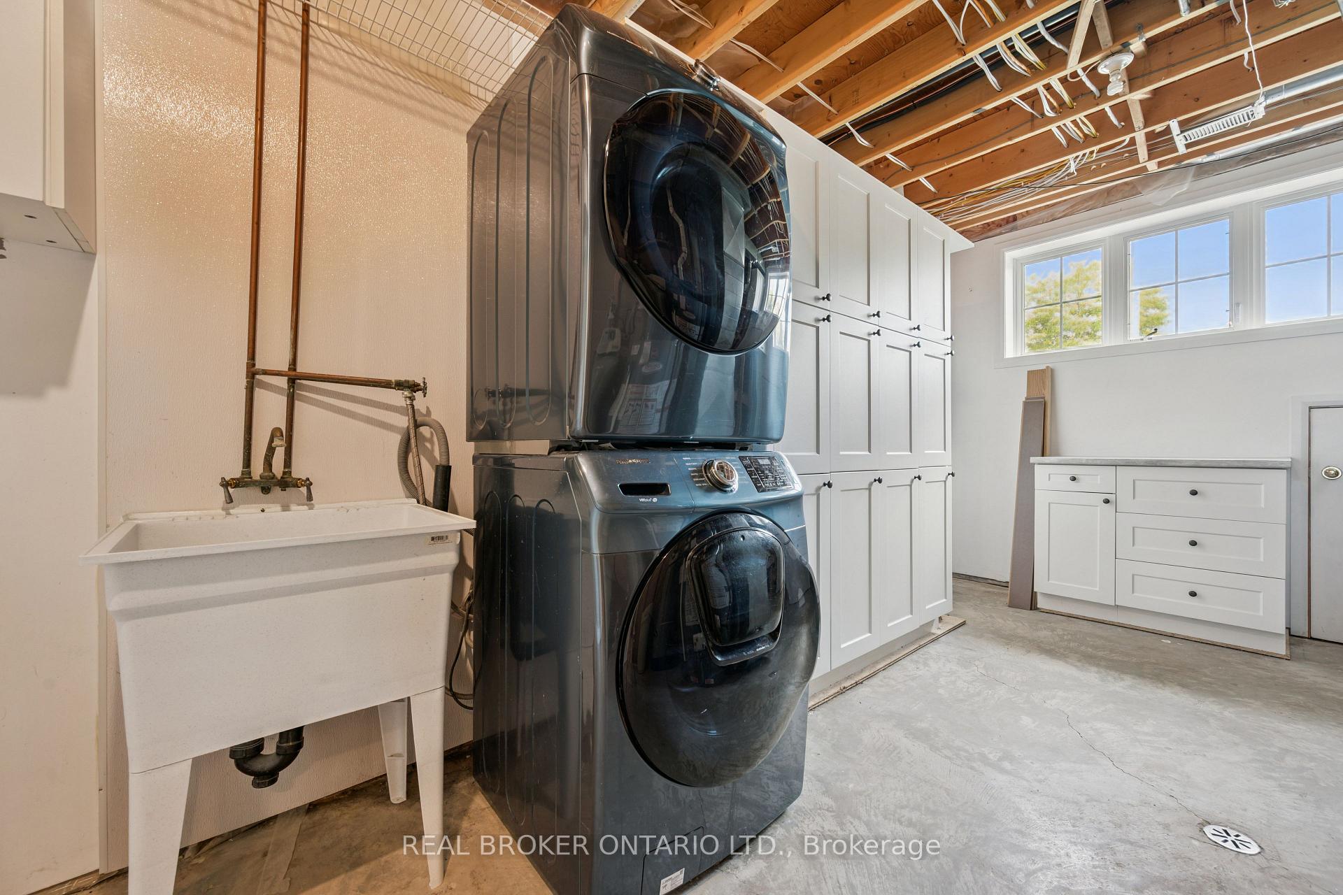 Photo 22 of 99 Langlaw Drive, Cambridge, Christopher-Champlain — HOMEH