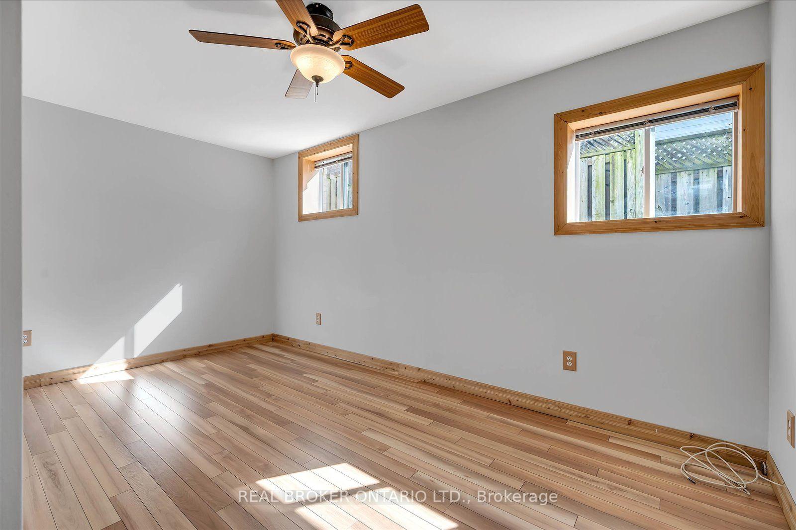 Photo 33 of 99 Langlaw Drive, Cambridge, Christopher-Champlain — HOMEH