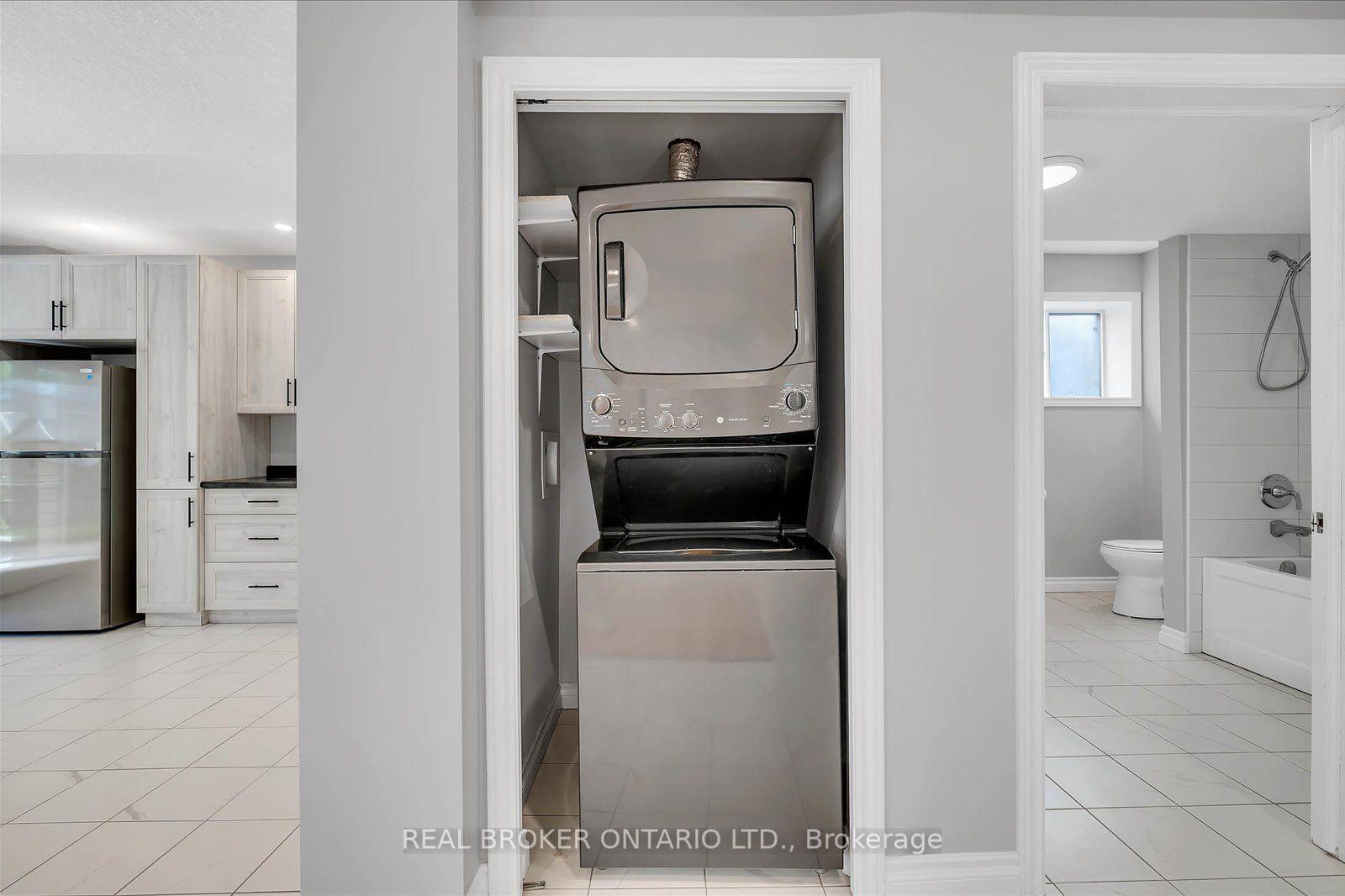 Photo 37 of 99 Langlaw Drive, Cambridge, Christopher-Champlain — HOMEH