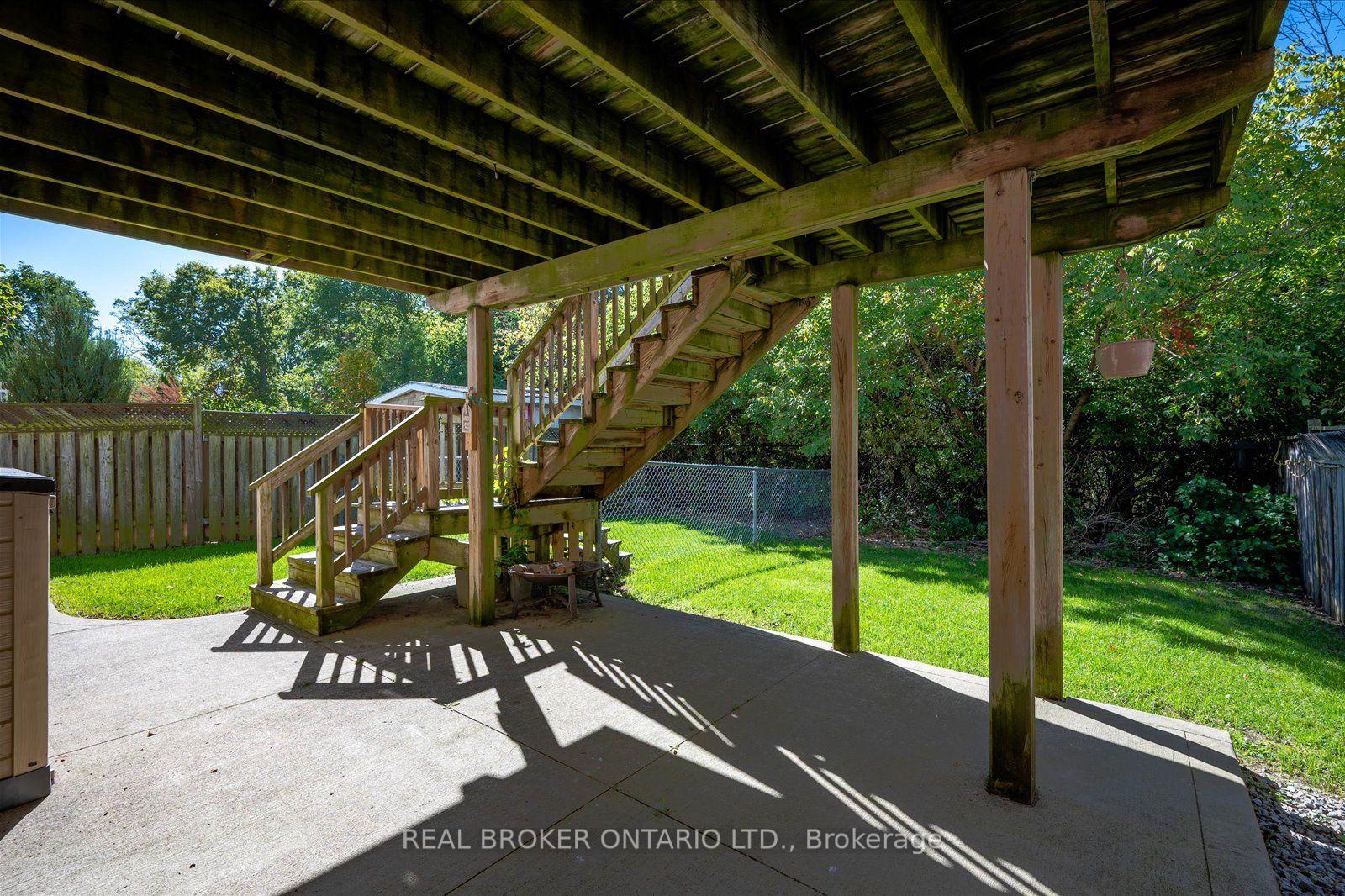 Photo 43 of 99 Langlaw Drive, Cambridge, Christopher-Champlain — HOMEH