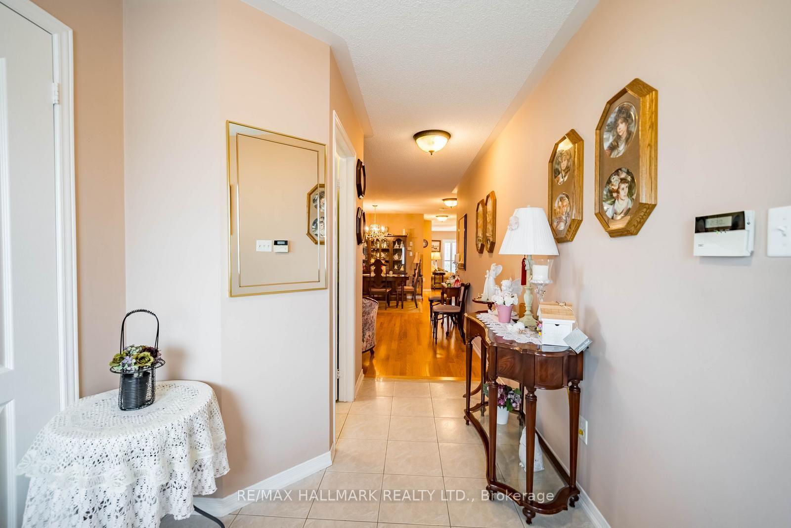 Photo 27 of 6 Duffin Drive, Whitchurch-Stouffville, Stouffville — HOMEH