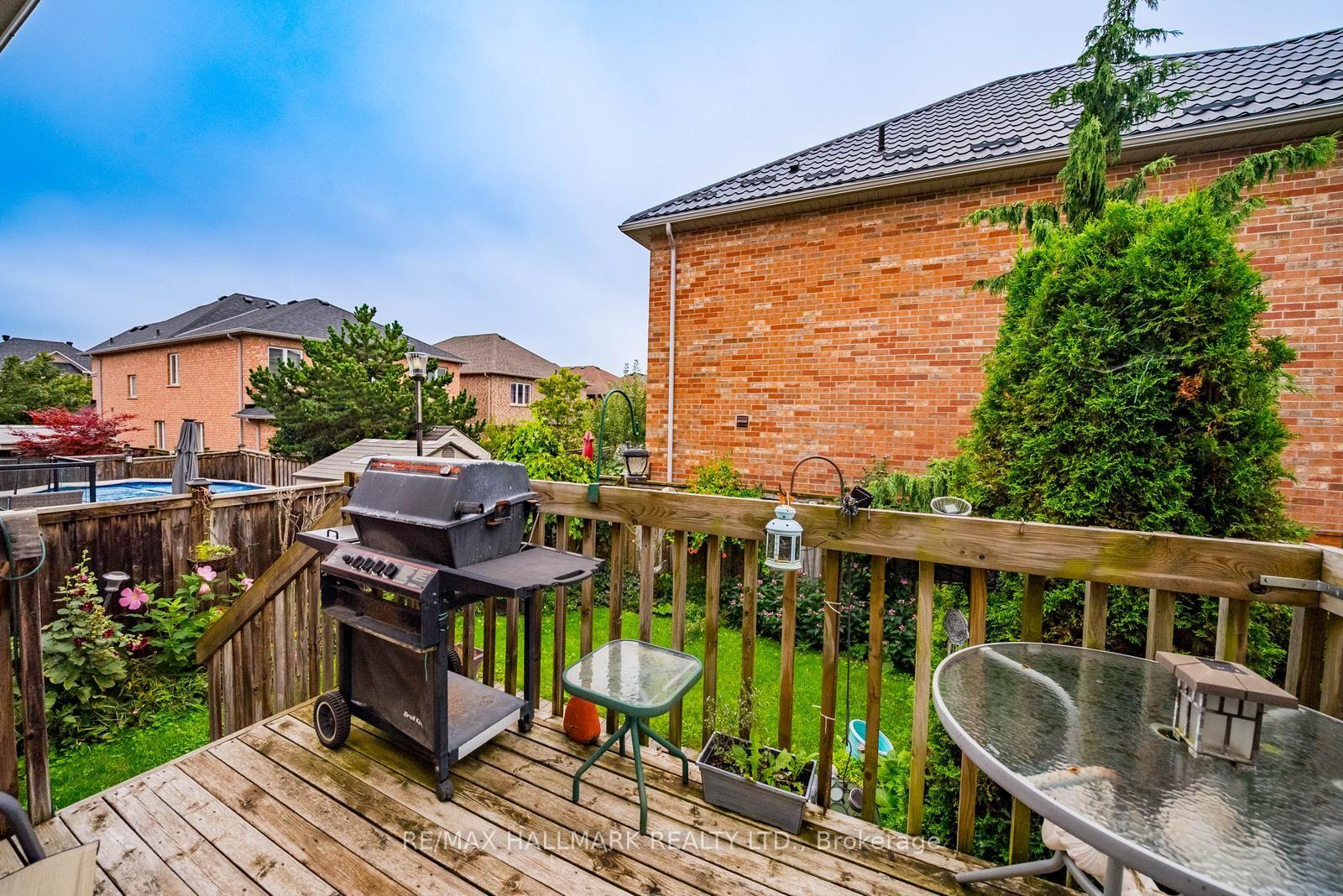 Photo 29 of 6 Duffin Drive, Whitchurch-Stouffville, Stouffville — HOMEH