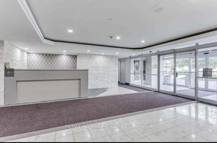 Photo 2 of Unit 1505, 41 Markbrook Lane, Etobicoke, Mount Olive-Silverstone-Jamestown — HOMEH