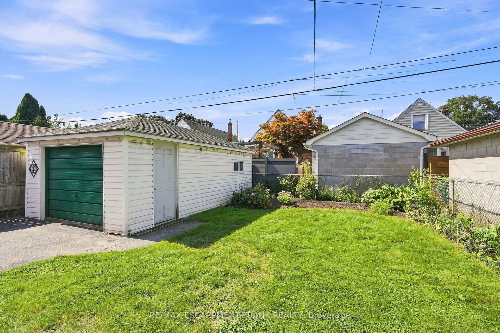 Photo 45 of 38 Garside Avenue S, Hamilton, Bartonville — HOMEH