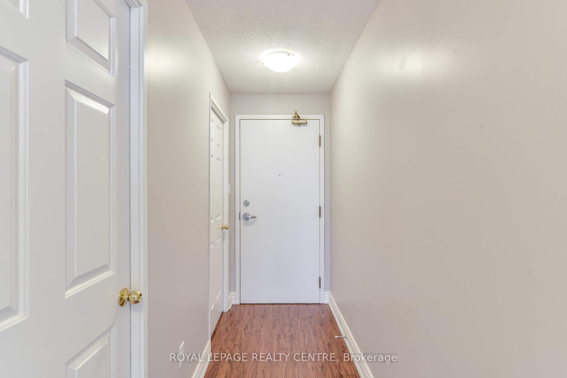Photo 5 of Unit 1901, 101 Subway Crescent, Etobicoke, Islington-City Centre West — HOMEH