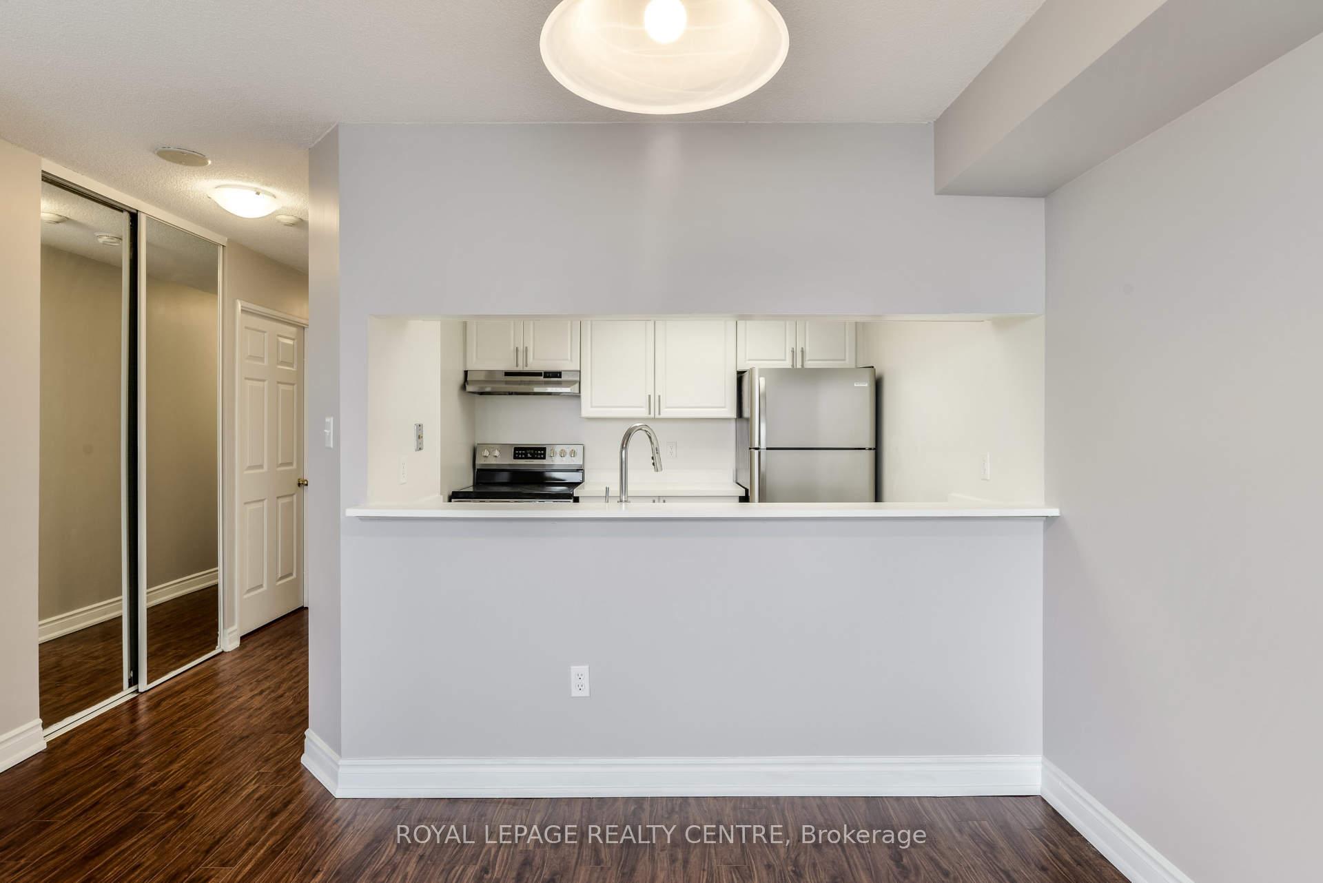 Photo 6 of Unit 1901, 101 Subway Crescent, Etobicoke, Islington-City Centre West — HOMEH