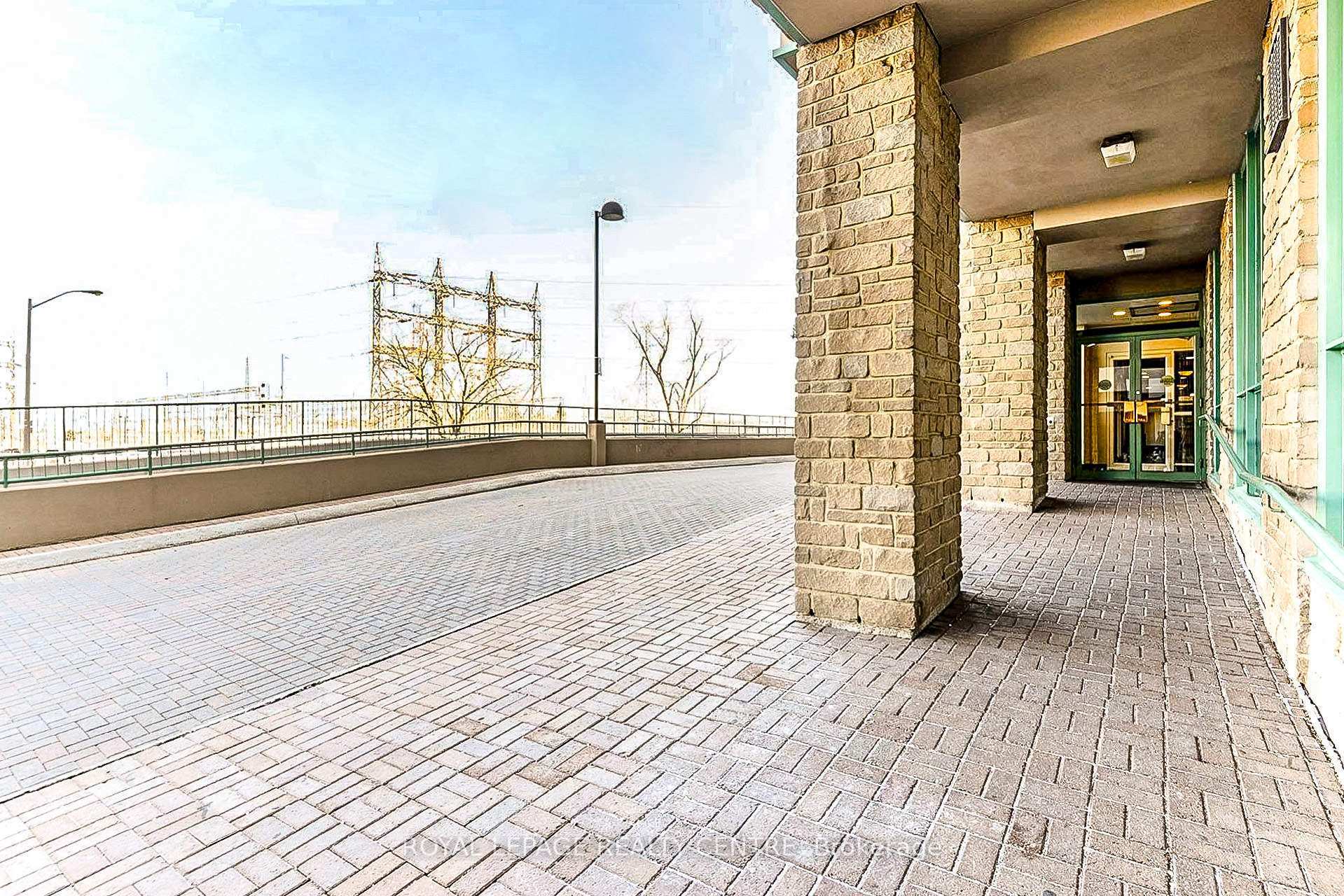 Photo 26 of Unit 1901, 101 Subway Crescent, Etobicoke, Islington-City Centre West — HOMEH