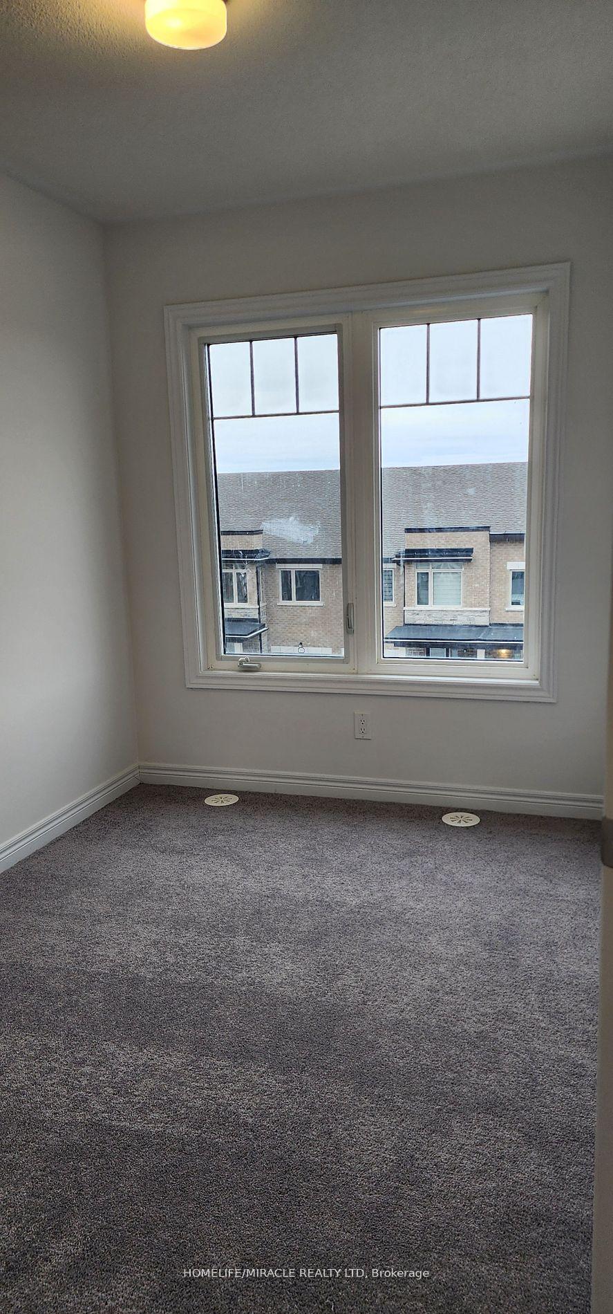 Photo 10 of 2039 Cameron Lott Crescent, Oshawa, Kedron — HOMEH