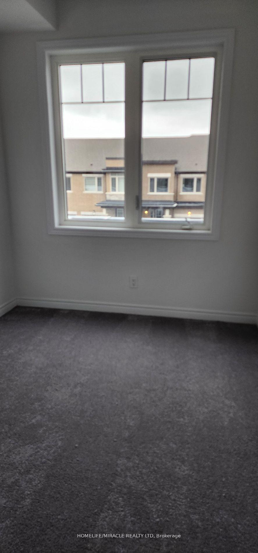 Photo 11 of 2039 Cameron Lott Crescent, Oshawa, Kedron — HOMEH