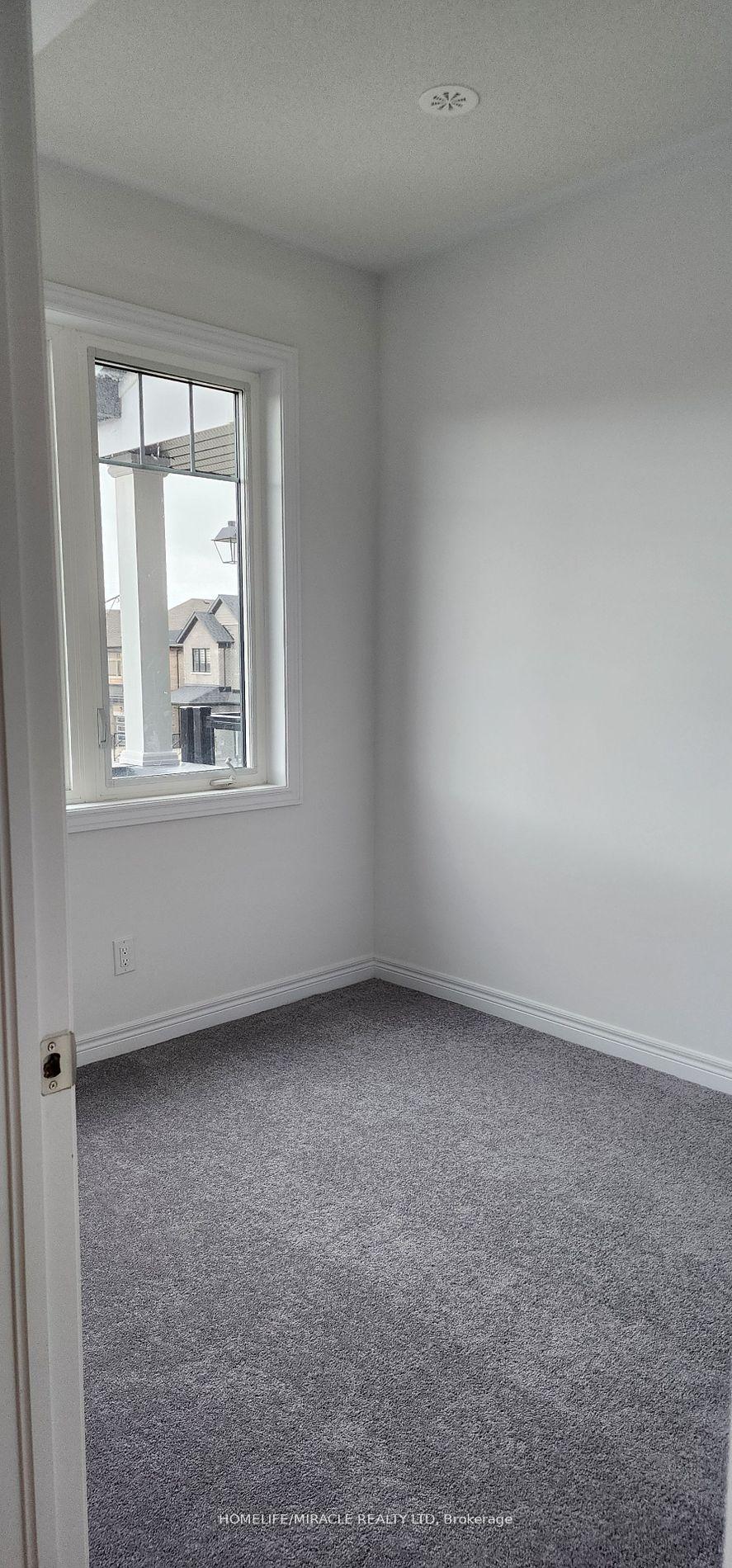 Photo 13 of 2039 Cameron Lott Crescent, Oshawa, Kedron — HOMEH