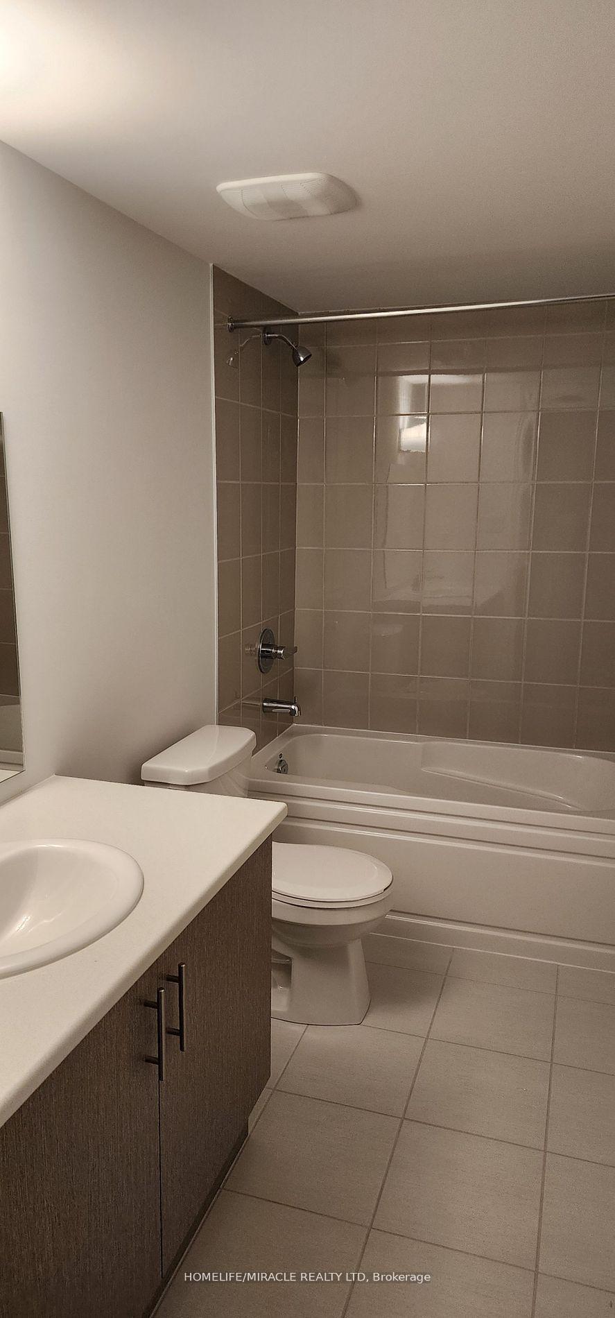 Photo 17 of 2039 Cameron Lott Crescent, Oshawa, Kedron — HOMEH